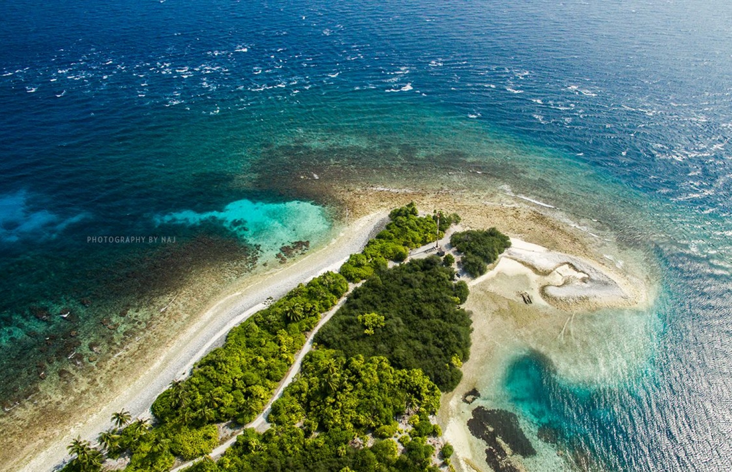 އައްޑޫގެ ހިތްގައިމު މަންޒަރެއް. --ފޮޓޯ: ނަޖް