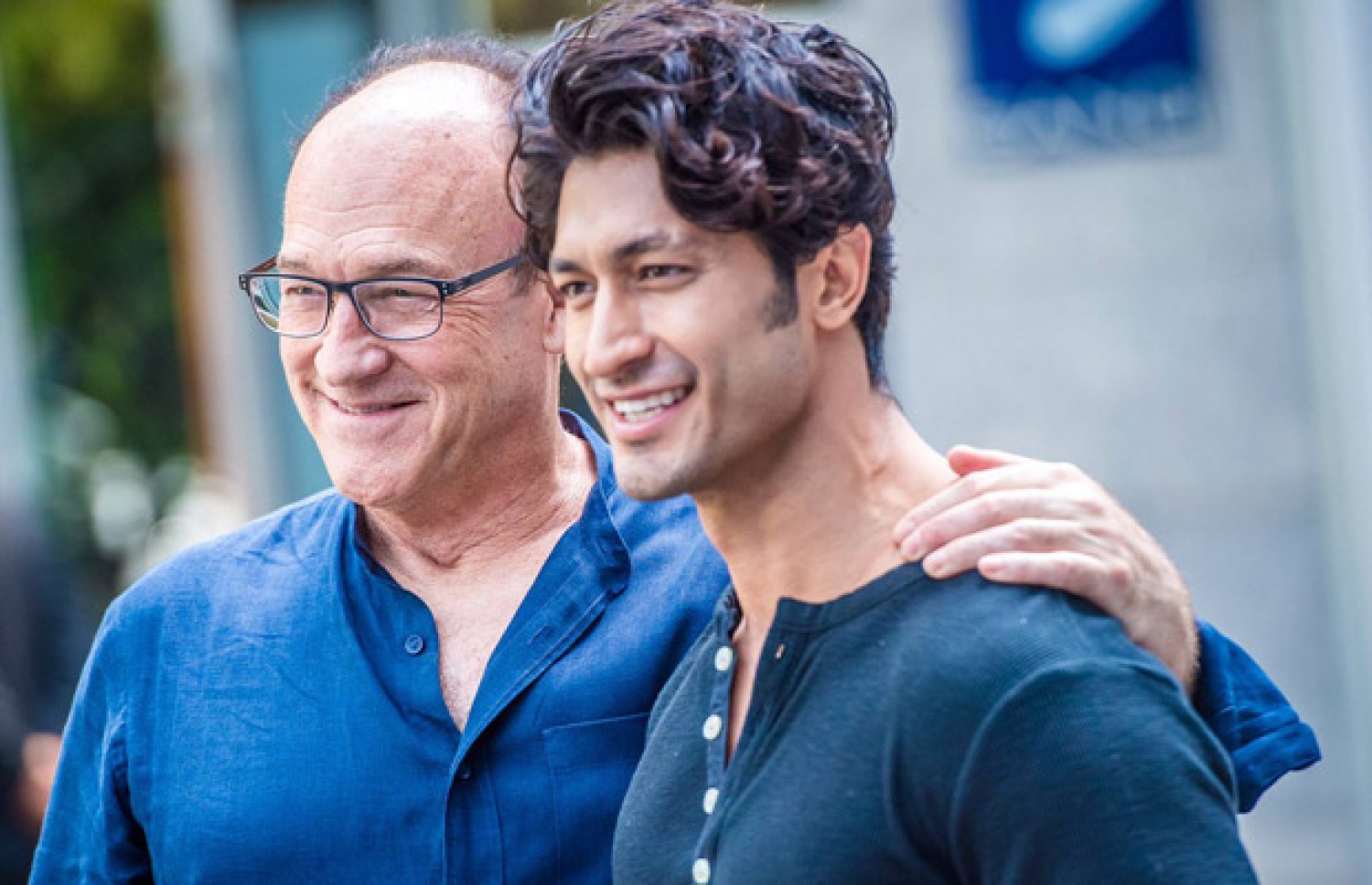 ޗަކް ރަސަލް "ޖަންގްލީ" ގެ އެކްޓަރު ވިދުޔަތު ޖަމްވަލްއާ އެކު.