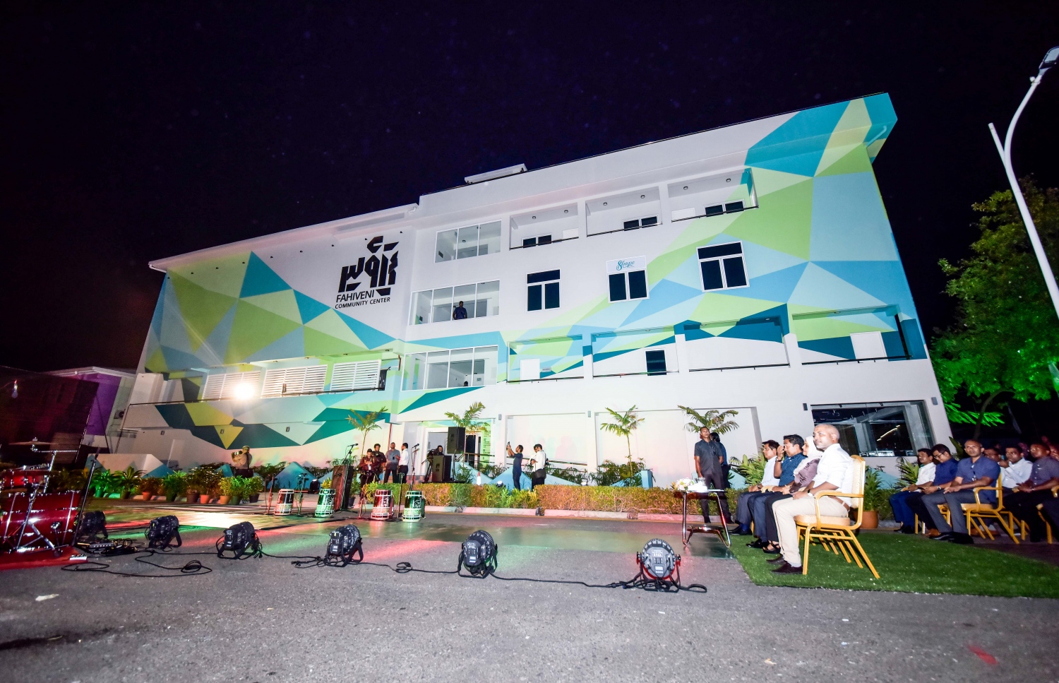 ހުޅުމާލޭގައި މިރޭ ހުޅުވި "ފެހިވެނި" އިޖުތިމާއީ މަރުކަޒު -- ފޮޓޯ: ހުސެއިން ވަހީދު/ މިހާރު