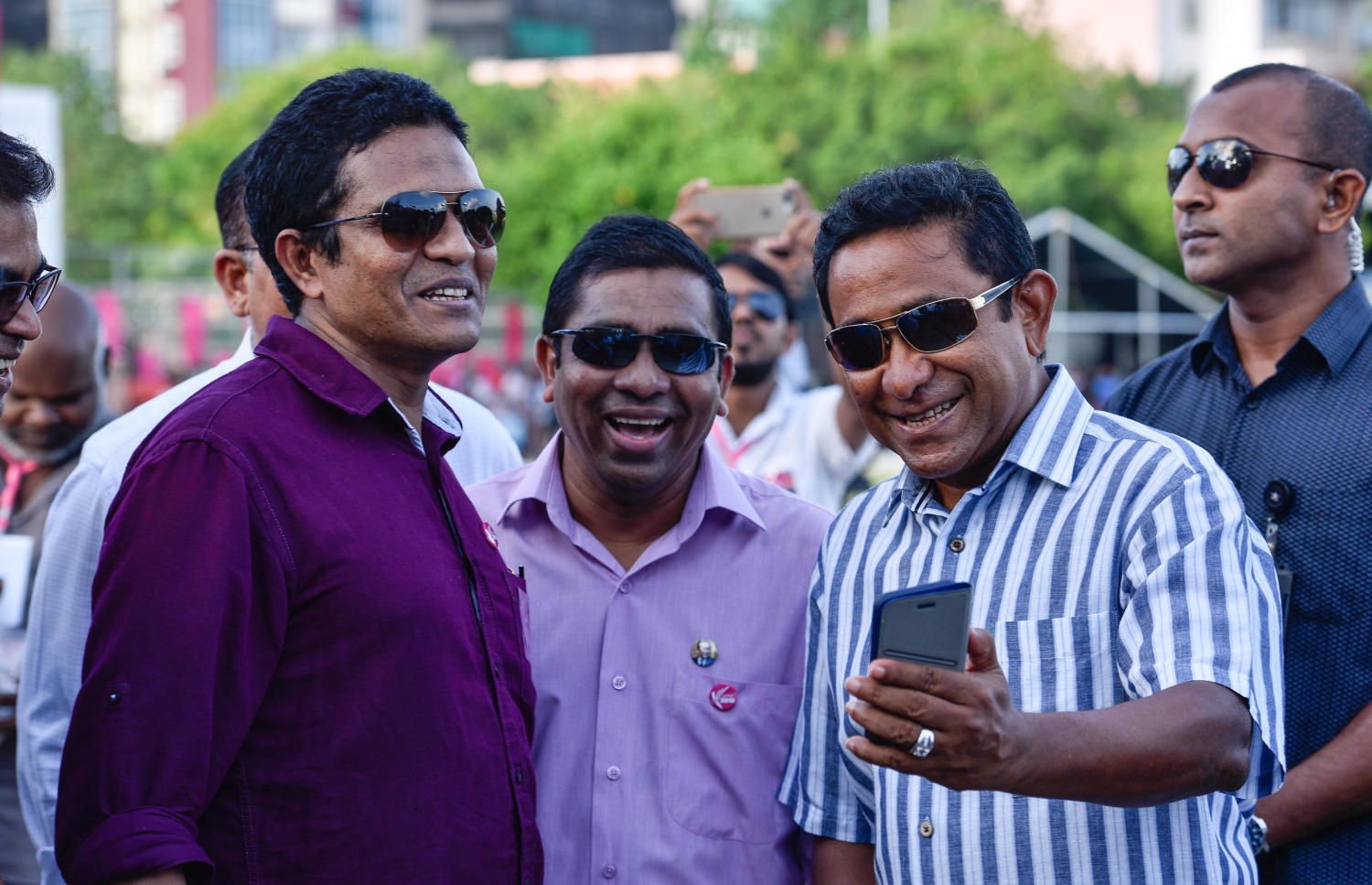 ރައީސް އަބްދުﷲ ޔާމީނާއި ނިހާން (ވ) އަދި ޖަމީލް އުސްމާން (މ). - ފައިލް ފޮޓޯ: މިހާރު