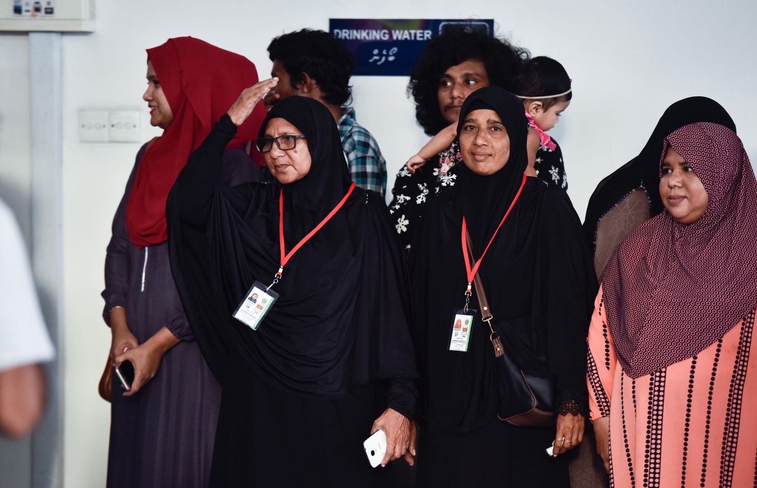 ވެލާނާ އިންޓަނޭޝަނަލް އެއާޕޯޓް: އޮގަސްޓް 7، 2017- ދިވެހި ހައްޖުވެރިންގެ ފުރަތަމަ ގުރޫޕުގެ މީހުން ފުރުން: ދިވެހި ހައްޖުވެރިން މިއަދު ފުރަން ފަށާފައިވާއިރު، ހަތަރު ގުރޫޕަކުން މި އަހަރު މީހުން ހައްޖަށް ދާނެ.---މިހާރު ފޮޓޯ: ހުސެއިން ވަހީދު