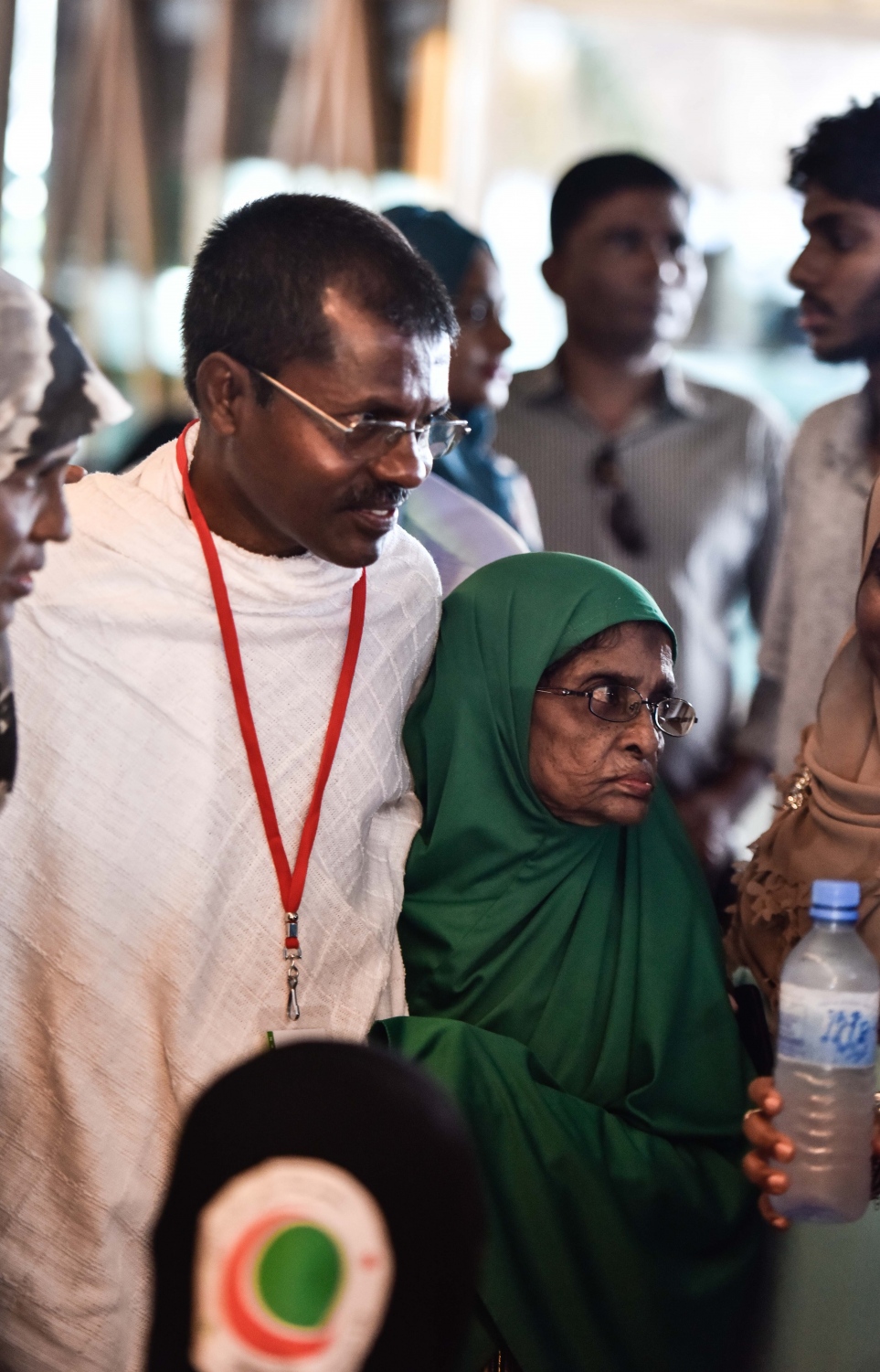 ވެލާނާ އިންޓަނޭޝަނަލް އެއާޕޯޓް: އޮގަސްޓް 7، 2017- ދިވެހި ހައްޖުވެރިންގެ ފުރަތަމަ ގުރޫޕުގެ މީހުން ފުރުން: ދިވެހި ހައްޖުވެރިން މިއަދު ފުރަން ފަށާފައިވާއިރު، ހަތަރު ގުރޫޕަކުން މި އަހަރު މީހުން ހައްޖަށް ދާނެ.---މިހާރު ފޮޓޯ: ހުސެއިން ވަހީދު