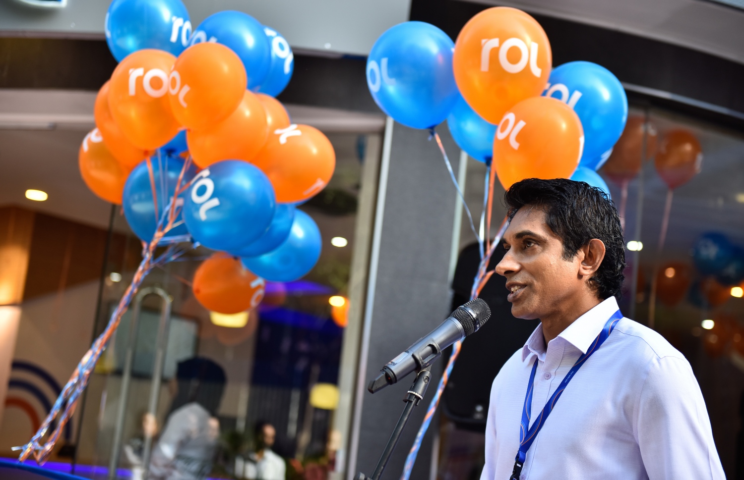 އާރުއޯއެލްގެ އާ އޮފީސް ހުޅުވުމަށް މިއަދު ބޭއްވި ރަސްމިއްޔާތުގައި އެ ކުންފުނީގެ ސީއީއޯ ރިޔާޒް ވާހަކަ ދައްކަވަނީ.--- މިހާރު ފޮޓޯ: ނިޝާން އަލީ