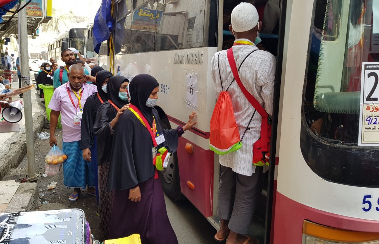 ދިވެހި ހައްޖުވެރިން މަދީނާއަށް ފުރުން