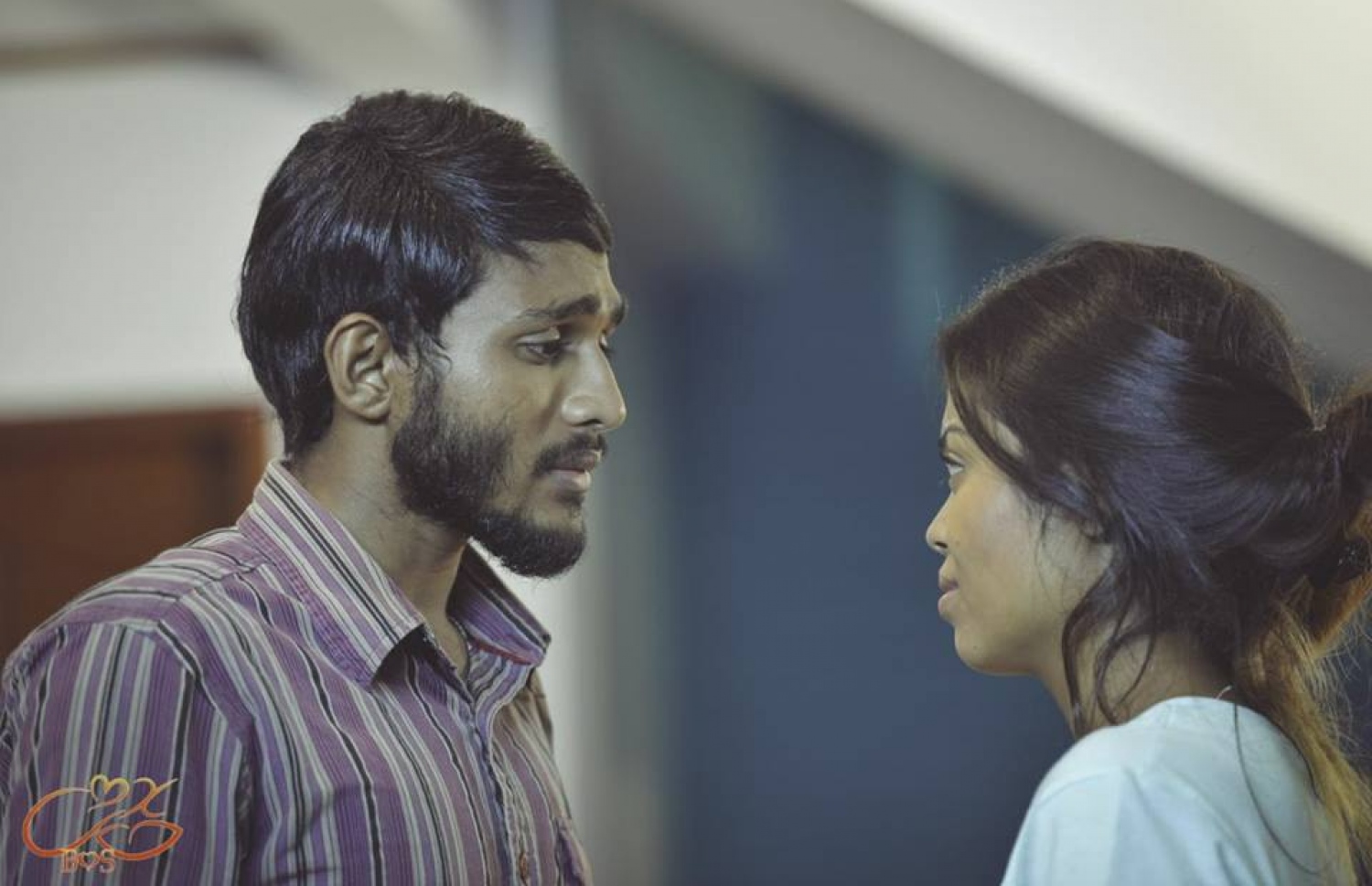 "ބޮސް" ގެ މަންޒަރެއްގައި ޔުނާން އާއި އައްޒަ.