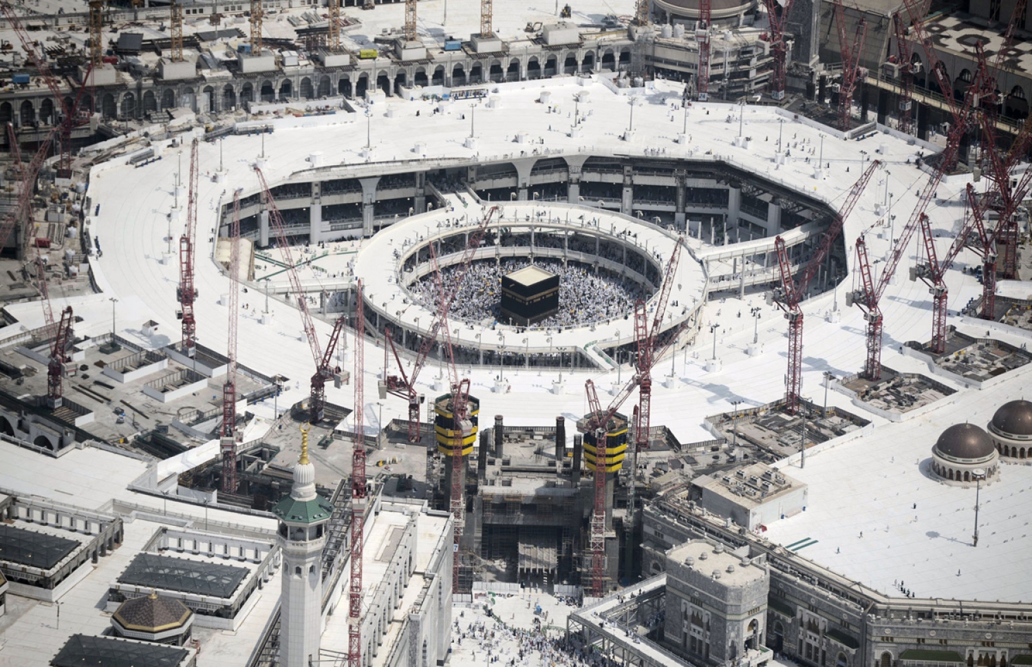 މައްކާގެ ހަރަމްފުޅު ސަރަހައްދު 2015 ވަނަ އަހަރުގެ ހައްޖު މޫސުމުގައި ފެންނަން އޮތް ގޮތް. ފޮޓޯ: އޭއެފްޕީ