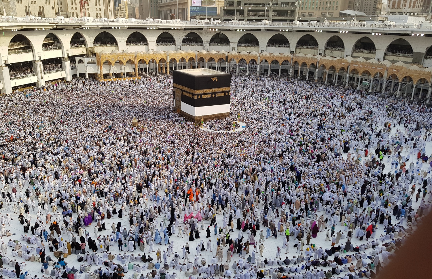 މައްކާގެ ހަރަމްފުޅު މިހާރު އޮތް ގޮތް. --ފޮޓޯ: އަހްމަދު އަބްދުﷲ ސައީދު