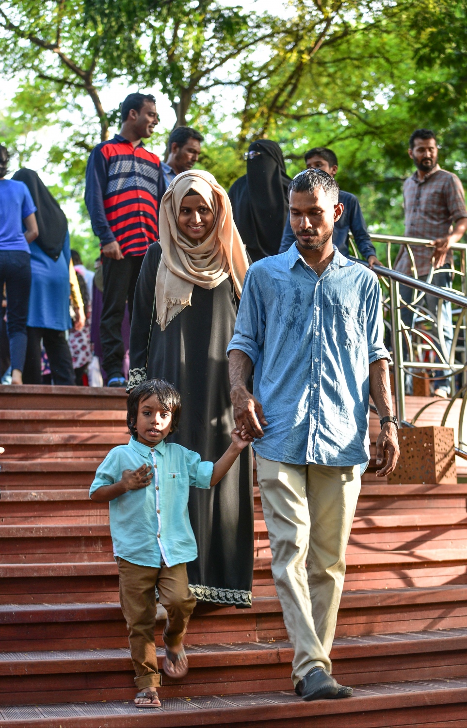 މާލެ: އޮގަސްޓް 25، 2017- ރަސްރަނި ބަގީޗާ އާންމުންނަށް ހުޅުވާލުން: ސަލްޓަން ޕާކް ތަރައްގީކޮށް، ބޮޑެތި ބަދަލުތަކާ އެކު ހުޅުވި "ރަސްރަނި" ބަގީޗާ އާންމުންނަށް ހުޅުވާލުމާ އެކު މި ޕާކަށް ވަނީ ބޮޑު ތަރުހީބެއް ލިބިފައި.--- ފޮޓޯ: ހުސައިން ވަހީދު/ މިހާރު