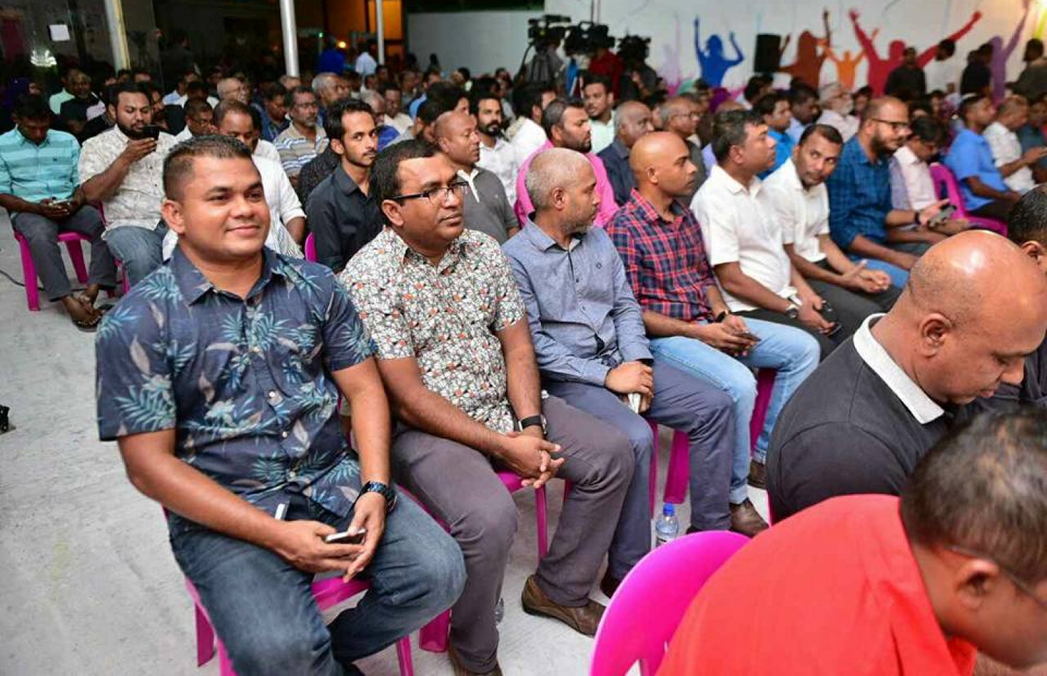 ޕީޕީއެމުން މިރޭ ރުމާލު 2 ޖަގަހާގައި ބޭއްވި ޖަލްސާގެ ތެރެއިން.---މިހާރު ފޮޓޯ: ހުސެއިން ވަހީދު