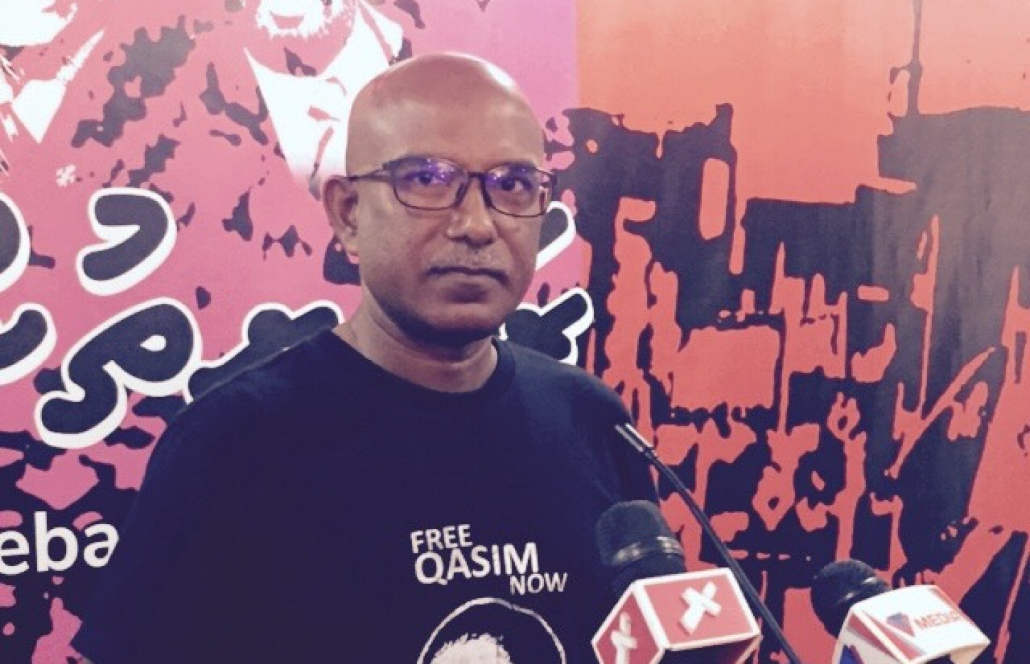 ނޫސްވެރިންގެ ބައްދަލުވުމެއްގައި ސަމީރު ވާހަކަ ދައްކަވަނީ--