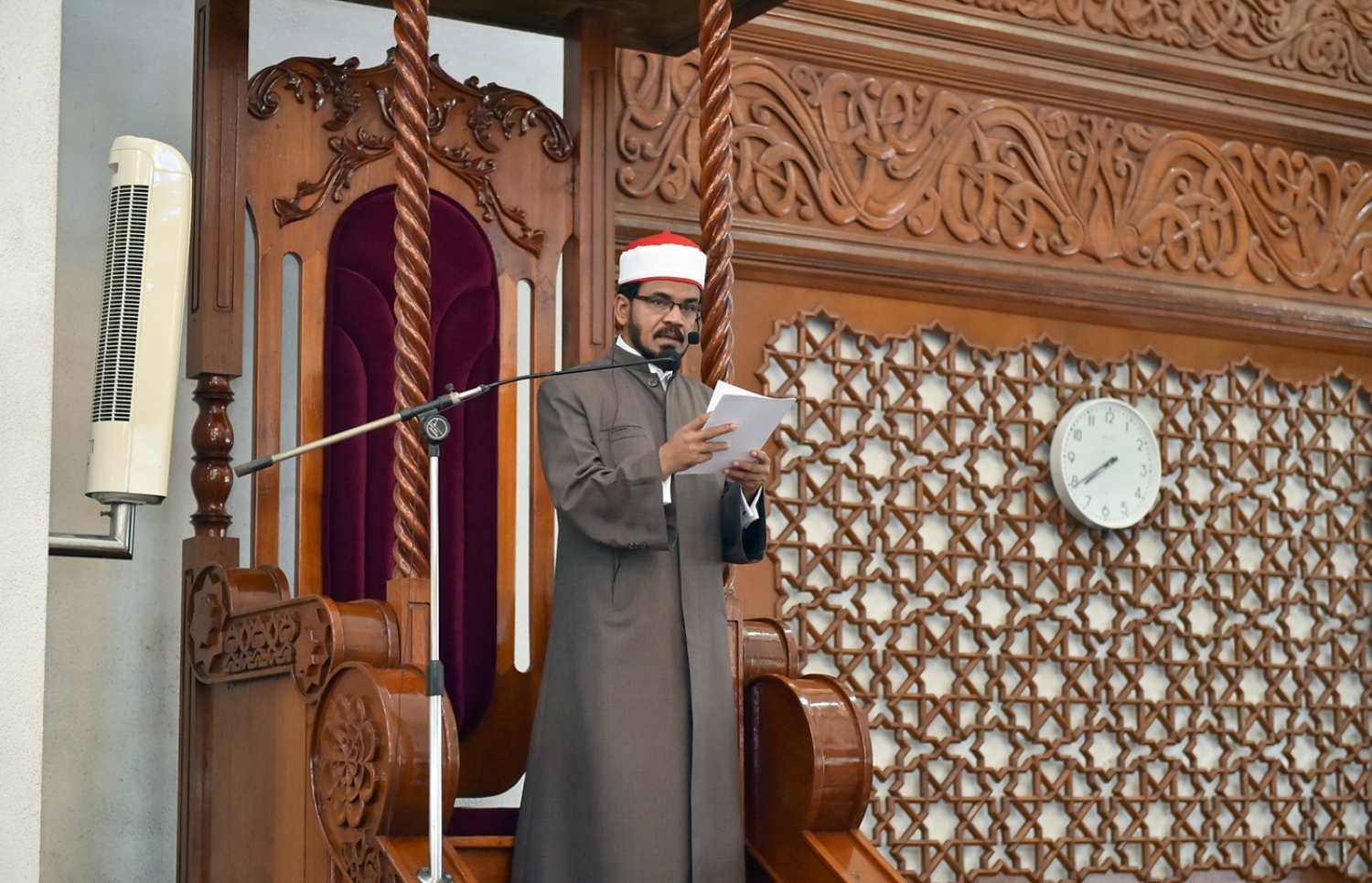 ސެޕްޓެމްބަރު 1، 2017- އިސްލާމީ މަރުކަޒުގައި އޮތް މި އަހަރުގެ އަޟްހާ އީދު ނަމާދުގައި އީދު ޚުތުބާ ވިދާޅުވަނީ---ރައީސް އޮފީސް ފޮޓޯ