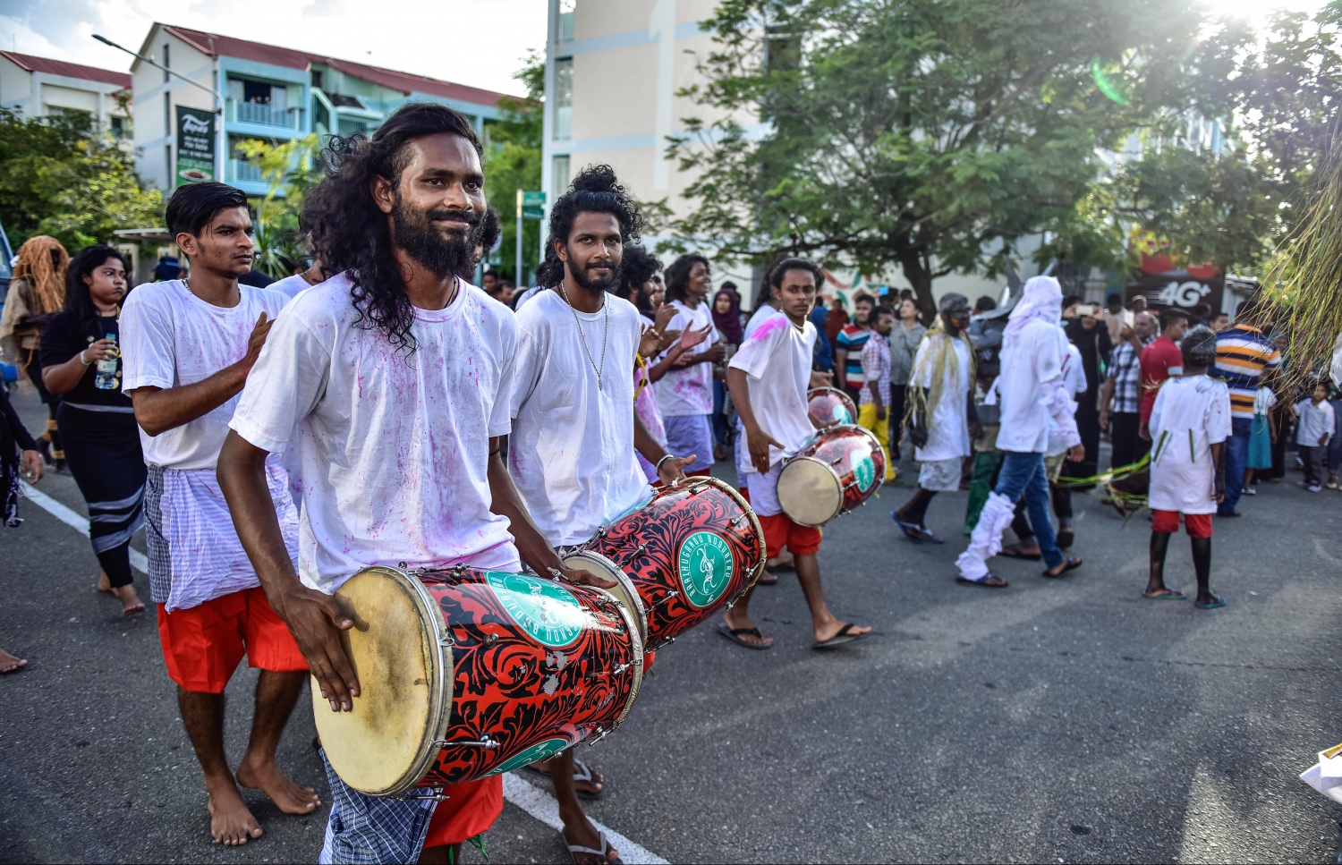 ހުޅުމާލެ: ސެޕްޓެމްބަރ 1، 2017- މި އަހަރުގެ އަޟްހާ އީދު ނުވަތަ ބޮޑު އީދު ދުވަސް ފާހަގަކުރުމަށް ބޭއްވި ސަގާފީ ކުޅިވަރުގެ ޕެރޭޑުގެ ތެރެއިން.---މިހާރު ފޮޓޯ: ހުސެއިން ވަހީދު