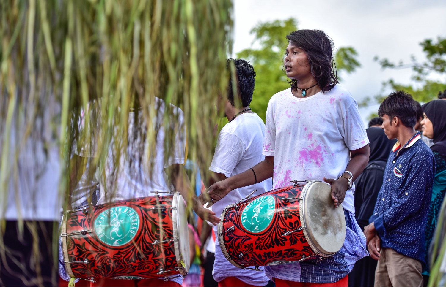 ހުޅުމާލެ: ސެޕްޓެމްބަރ 1، 2017- މި އަހަރުގެ އަޟްހާ އީދު ނުވަތަ ބޮޑު އީދު ދުވަސް ފާހަގަކުރުމަށް ބޭއްވި ސަގާފީ ކުޅިވަރުގެ ޕެރޭޑުގެ ތެރެއިން.---މިހާރު ފޮޓޯ: ހުސެއިން ވަހީދު
