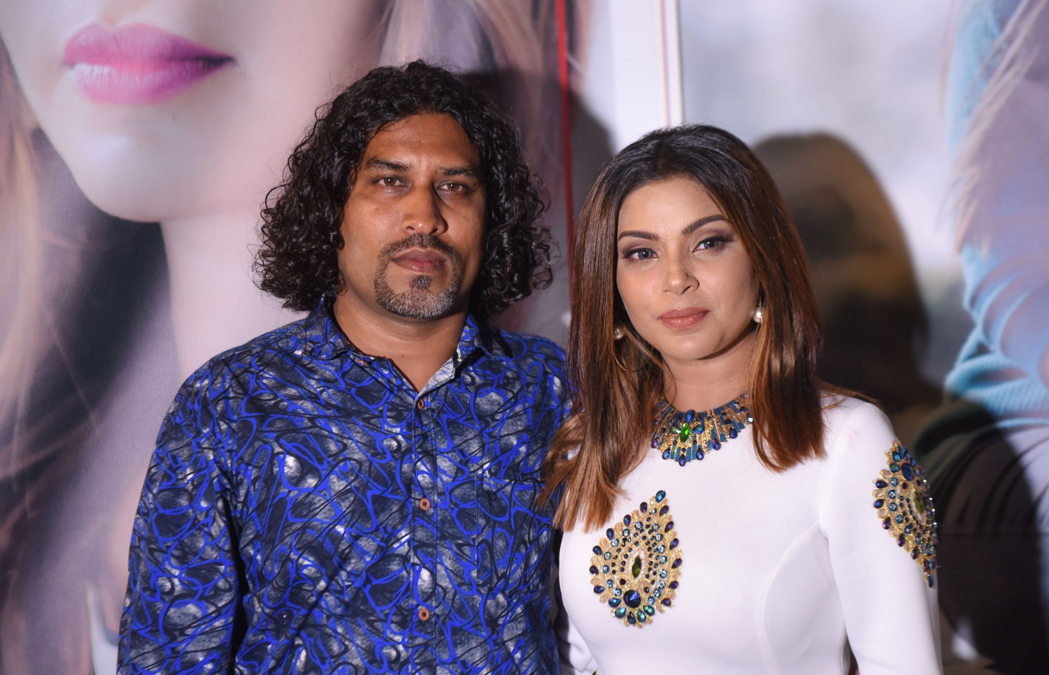 މާލެ، ސެޕްޓެމްބަރު 6، 2017 - އަބްދުލްފައްތާހު ޑައިރެކްޓް ކޮށްފައިވާ ދިވެހި ފިލްމު "ހައްދު"ގެ ޕްރިމިއާގައި "ހައްދު"ގެ ބަތޮލާ އައިމިނަތު ރިޝްފާ (ކ)  -- ފޮޓޯ: ހުސެއިން ވަހީދު/ މިހާރު