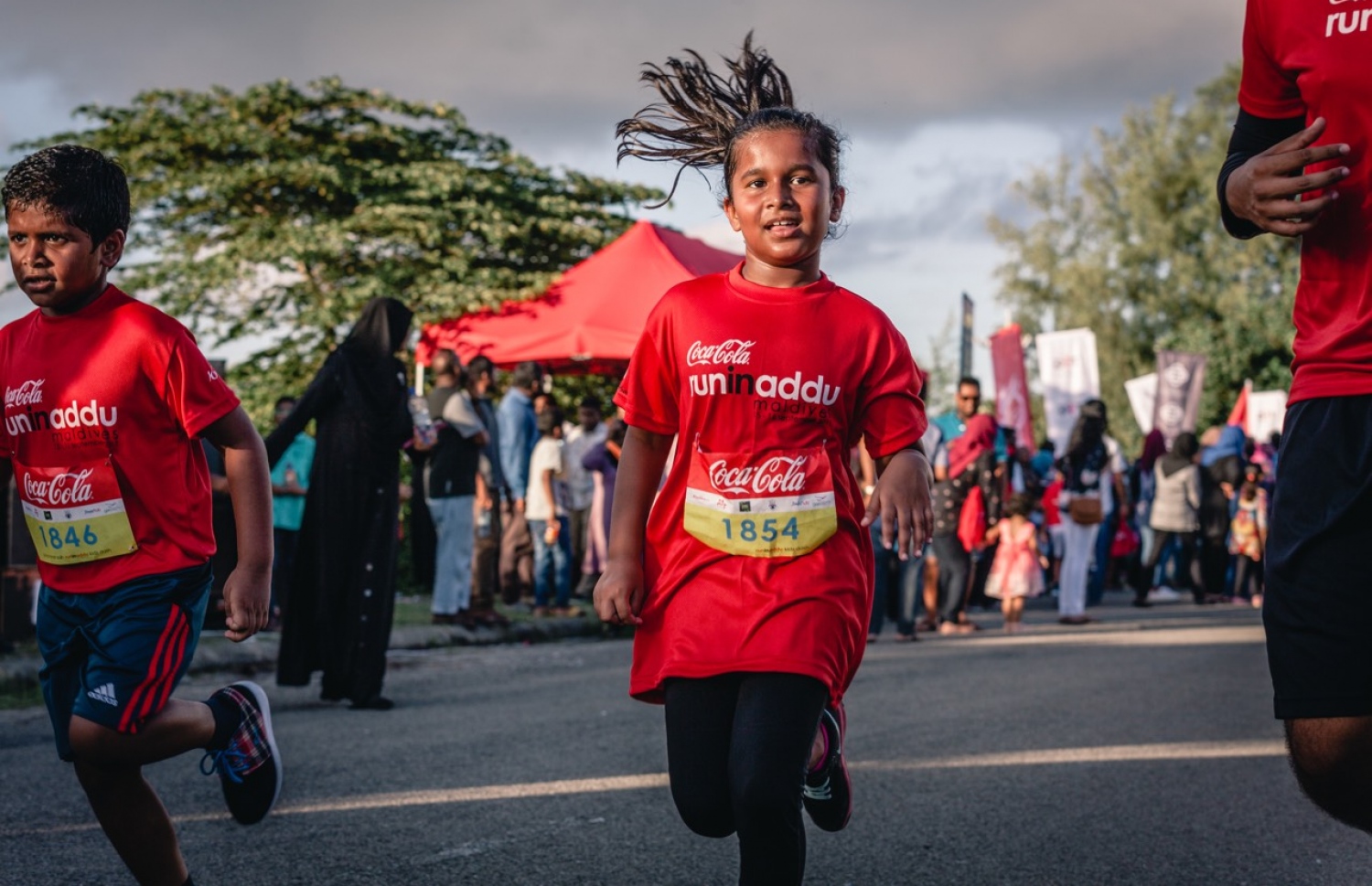 ހިތަދޫ، އައްޑޫ ސިޓީ (ސެޕްޓެމްބަރު 17) – ކޮކާކޯލާ ޓީއެފްޖީ "ރަން އިން އައްޑޫ" އިވެންޓުގެ ތެރެއިން. –ފޮޓޯ: އިބްރާހިމް އުޝާފަތު