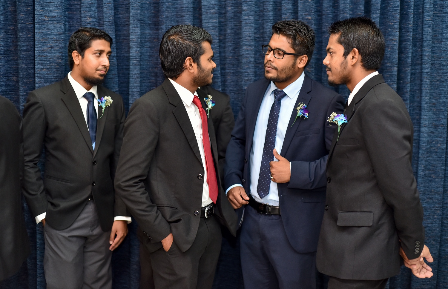 މާލެ: ސެޕްޓެމްބަރު 18، 2017- ސުޕްރީމް ކޯޓުގެ އަހަރީ ދުވަސް ފާހަގަކުރުމަށް އެ ކޯޓުގައި ބޭއްވި ހަފުލާގައި ގާނޫނީ ދާއިރާގެ ބައެއް ބޭފުޅުން ބައިވެރިވެވަޑައިގަންނަވަނީ.---ފޮޓޯ: ނިޝާން އަލީ/މިހާރު