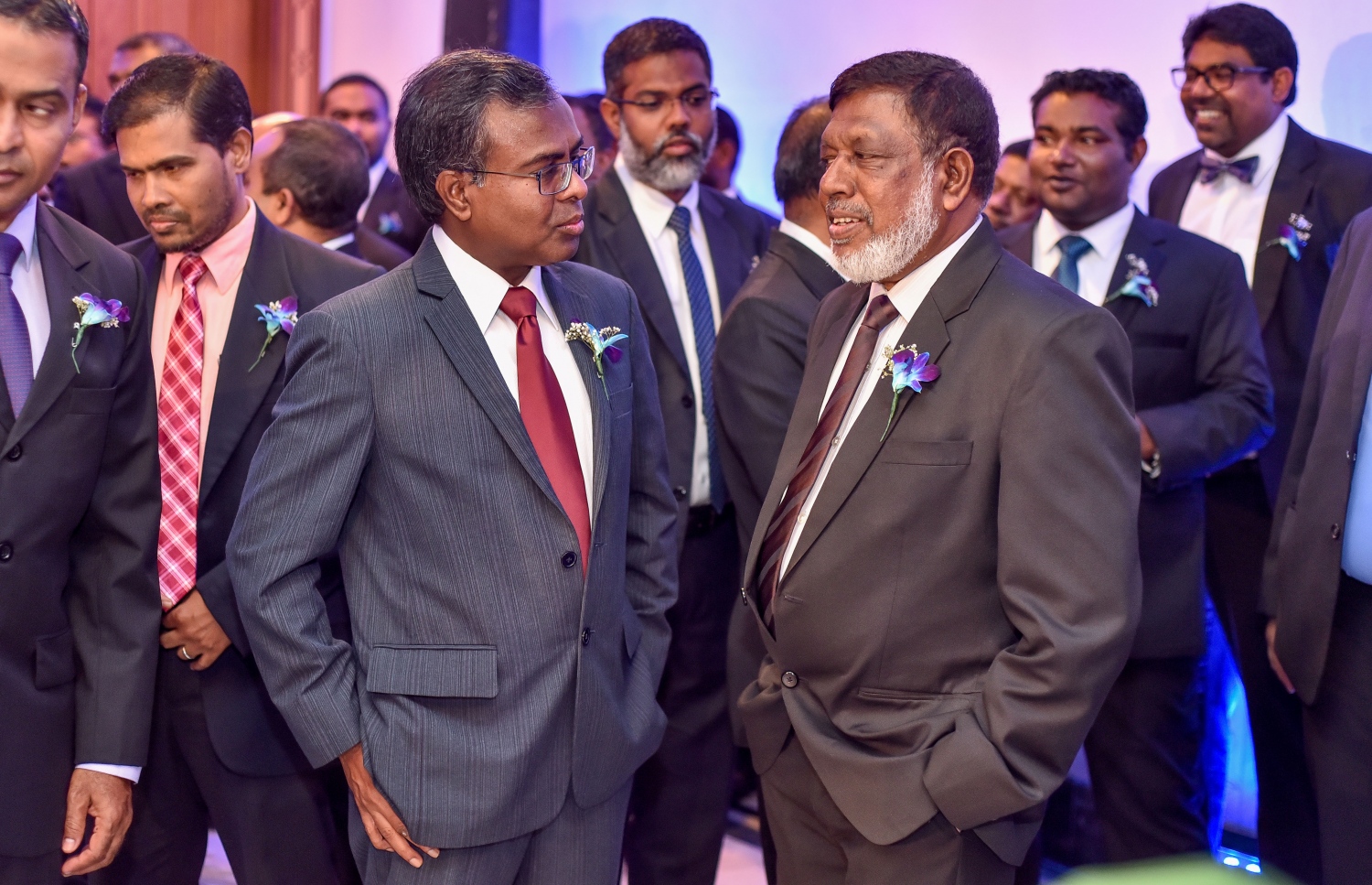 މާލެ: ސެޕްޓެމްބަރު 18، 2017- ސުޕްރީމް ކޯޓުގެ އަހަރީ ދުވަސް ފާހަގަކުރުމަށް އެ ކޯޓުގައި ބޭއްވި ހަފުލާގައި ސުޕްރީމް ކޯޓުގެ ފަނޑިޔާރު ޑރ. އަހުމަދު އަބްދުﷲ ދީދީ އާއި ކުރީގެ ފަނޑިޔާރު މުޖުތާޒް ފަހުމީ ބައިވެރިވެވަޑައިގަންނަވަނީ.---ފޮޓޯ: ނިޝާން އަލީ/މިހާރު