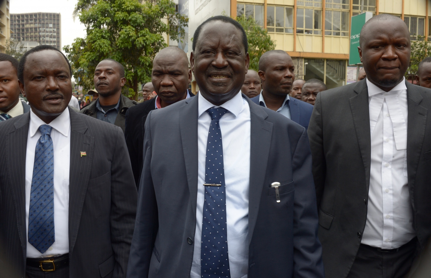 ކެންޔާގެ އިިދިކޮޅު ލީޑަރު ރައިލާ އޮޑިންގާ (މ) ސުޕްރީމް ކޯޓަށް ވަޑައިގަންނަވަނީ. --ފޮޓޯ:އޭއެފްޕީ