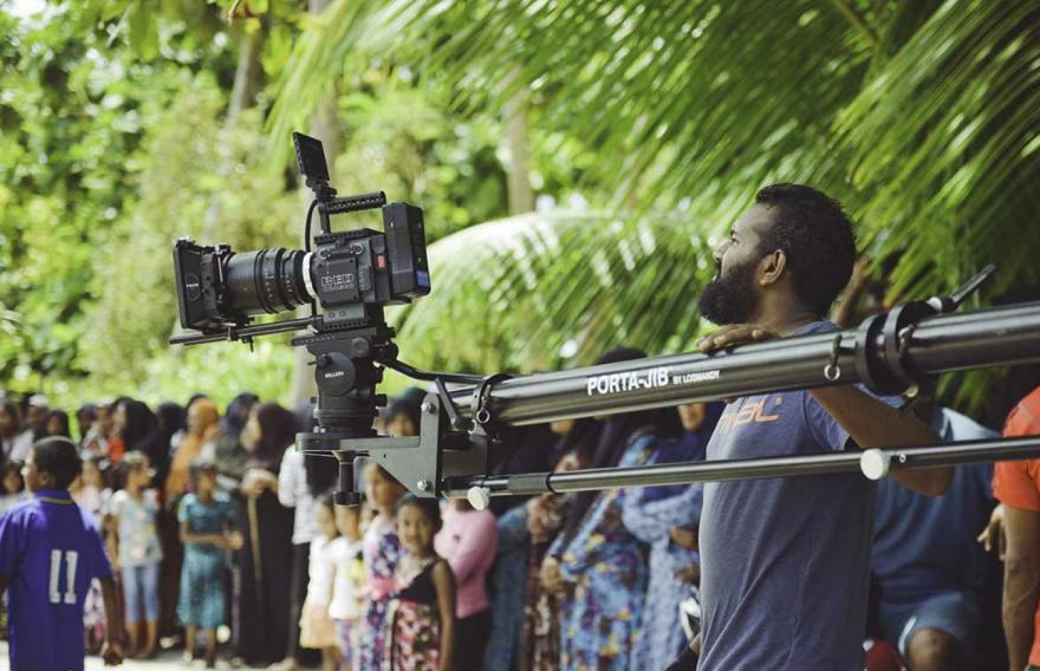 ދިވެހި ފިލްމެއްގެ ޝޫޓިންގެ ތެރެއިން.