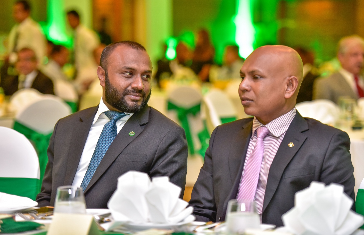 ކުރުނބާ މޯލްޑިވްސް: ސެޕްޓެމްބަރު 24، 2017- ސައޫދީ އަރަބިއްޔާގެ ގައުމީ ދުވަސް ފާހަގަ ކުރުމަށް ބޭއްވި ހަފުލާގައި ރާއްޖޭގެ އިސްލާމިކް ޔުނިވަސިޓީގެ ޗާންސެލަރު ޑރ. މުހައްމަދު ޝަހީމް އަލީ ސައީދު (ކ) ބައިވެރިވެވަޑއިގަންނަވަނީ.-- ފޮޓޯ: ނިޝާން އަލީ/މިހާރު