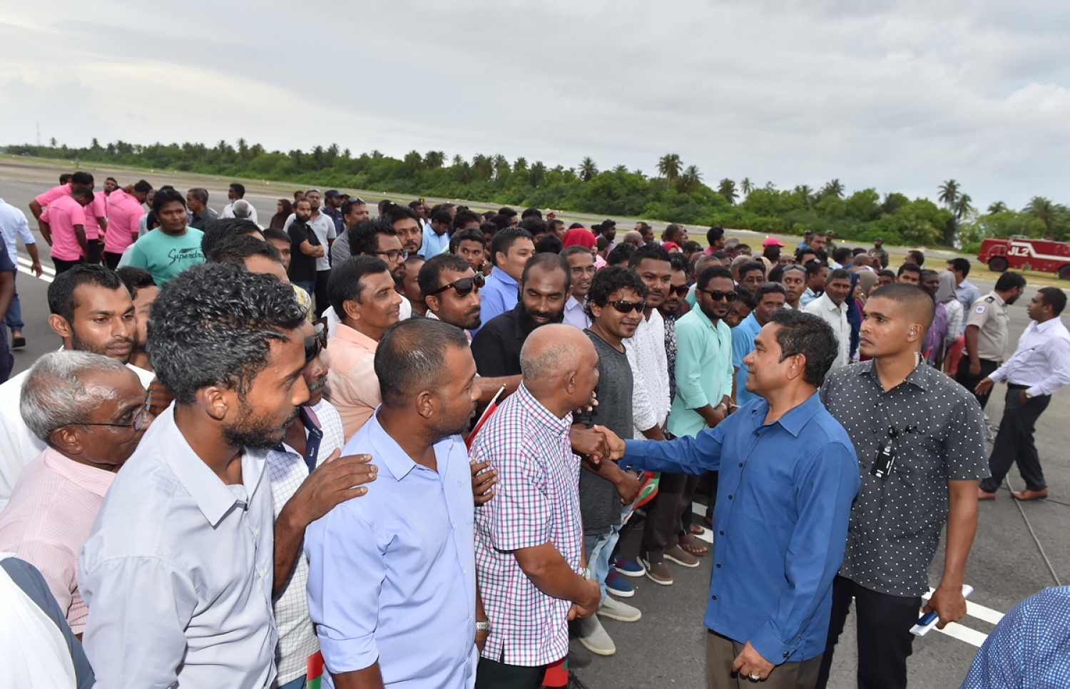 ކޫއްޑޫ އެއާޕޯޓު ތަރައްގީ ކުރުމަށް ފަހު، އެތަން ރަސްމީކޮށް އަލުން ހުޅުވުމަށް މިއަދު ބޭއްވި ރަސްމިއްޔާތަށް ރައީސް ޔާމީން ވަޑައިގަތުމުން މަރުހަބާ ދަންނަވަނީ.---ފޮޓޯ: ރައީސް އޮފީސް