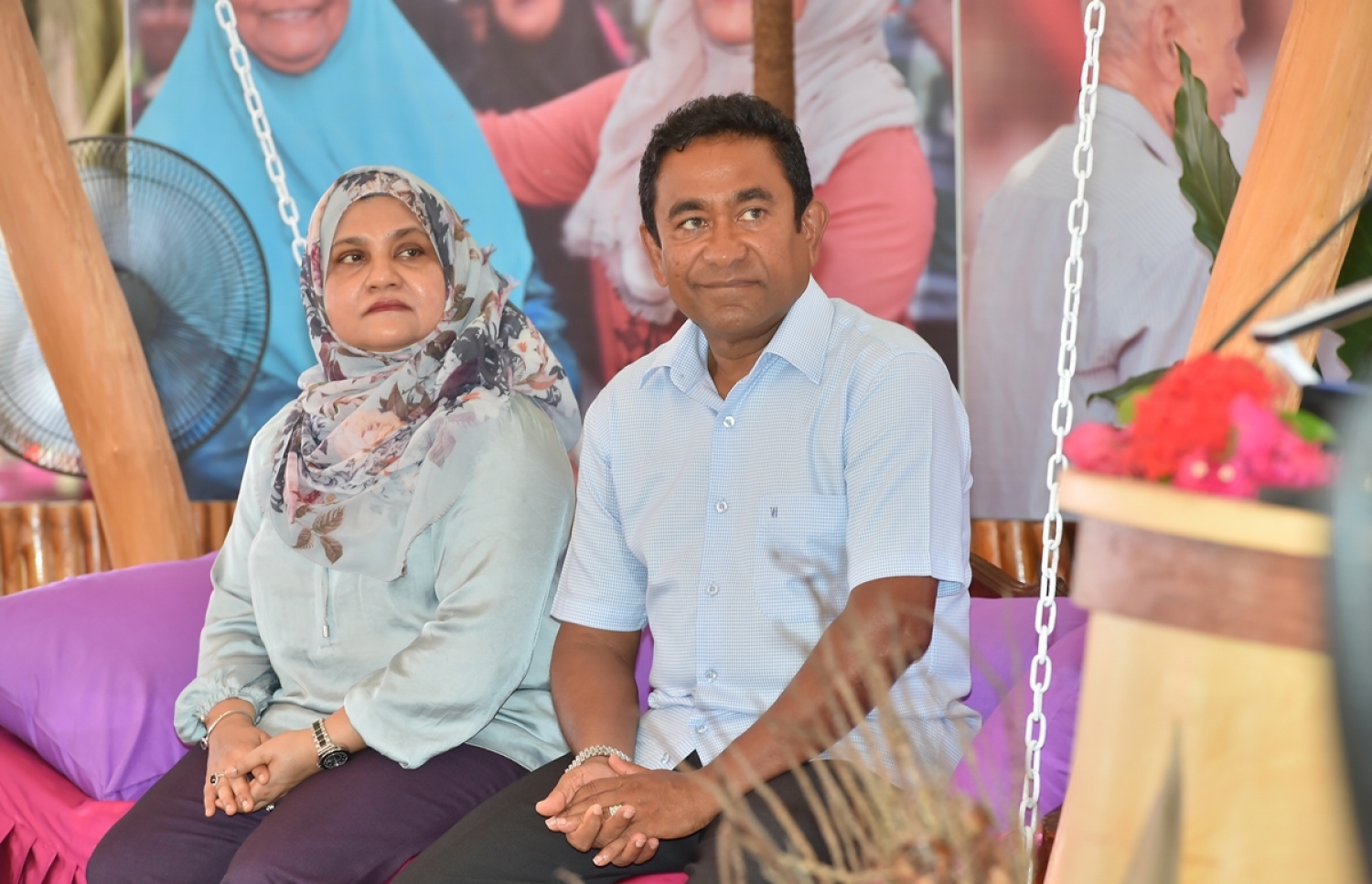 ގއ. ކޮލަމާފުށި: ސެޕްޓެމްބަރު 26، 2017- ރައީސް އަބްދުﷲ ޔާމީންގެ ދެކަނބަލުން ކޮލަމާފުށީގައި.---ފޮޓޯ: ރައީސް އޮފީސް