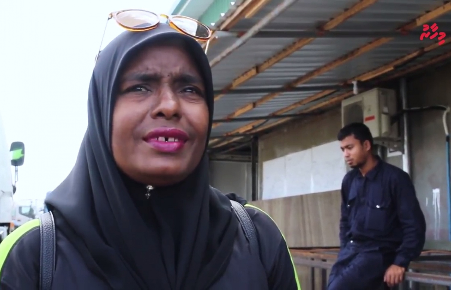 ޒުބައިދާ އޭނާގެ ވާހަކަ "މިހާރު"އާ ހިއްސާކުރަނީ