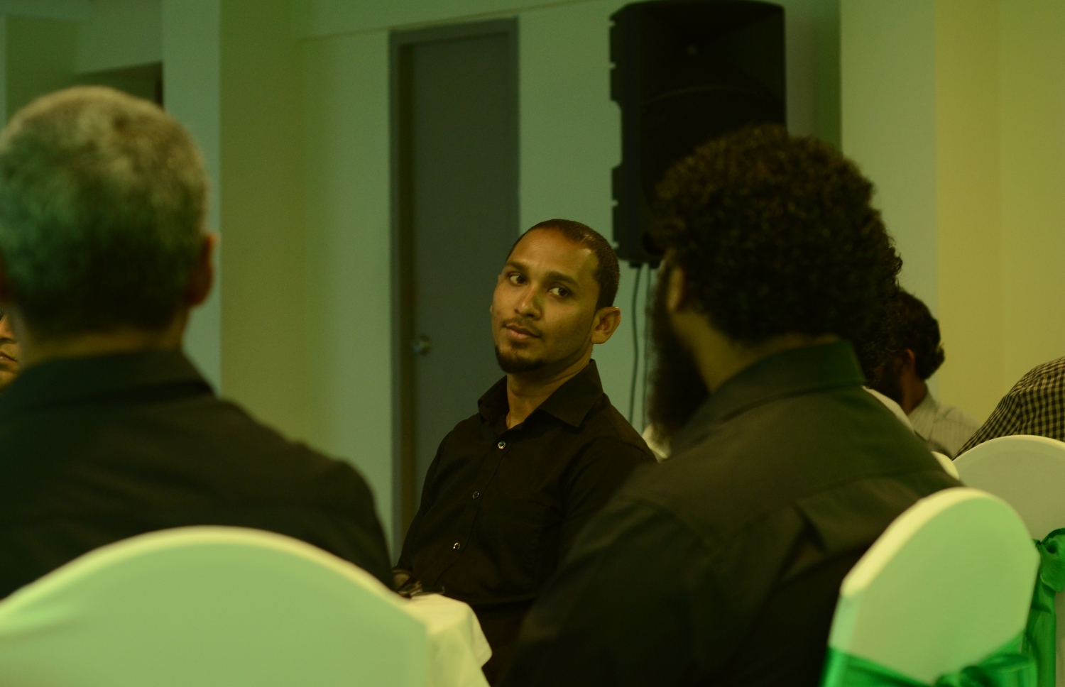 މެޓާބޯ ރާއްޖޭ އަށް ތައާރަފް ކުރުމަށް ބޭއްވި ރަސްމިއްޔާތުގައި އެ ކުންފުނީގެ އިސް ބައެއް ބޭފުޅުން.-- ފޮޓޯ: މިހާރު