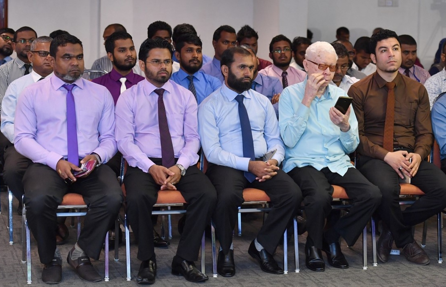 މާލެ: އޮކްޓޯބަރު 5، 2017: ޤުރުއާން ކިޔެވުމުގެ 32 ވަނަ ޤައުމީ މުބާރާތުގެ އިނާމުދިނުމުގެ ރަސްމިއްޔާތުގެ ތެރެއިން.-- ފޮޓޯ: ރައީސް އޮފީސް