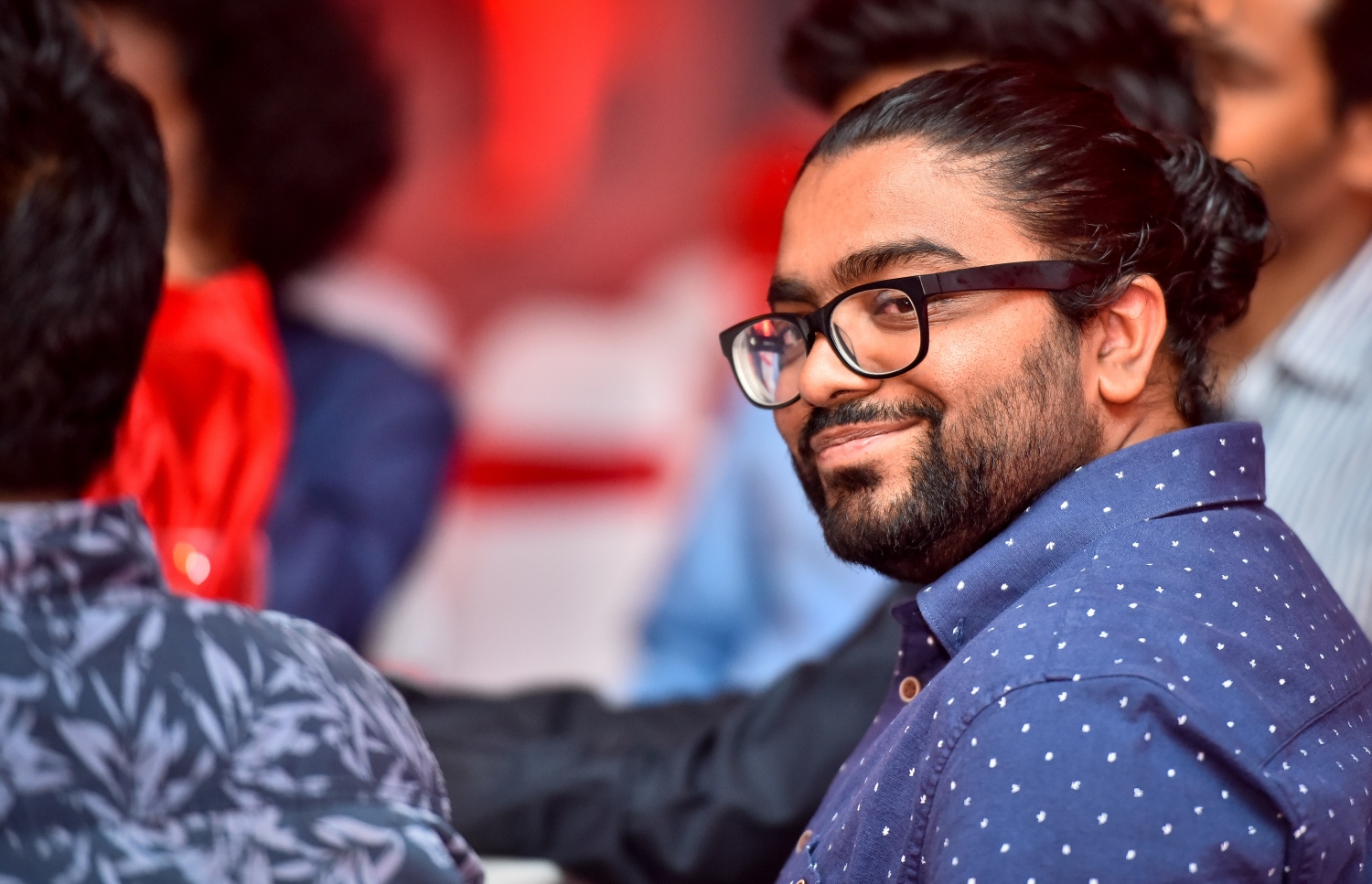 މާލެ: އޮކްޓޯބަރު 11، 2017: ނޫސްވެރިކަމުގެ އެވޯޑު ދިނުމުގެ ހަފުލާގައި "އަވަސް"ގެ ނާއިފް ބައިވެރިވަނީ.-- ފޮޓޯ: ނިޝާން އަލީ/ މިހާރު