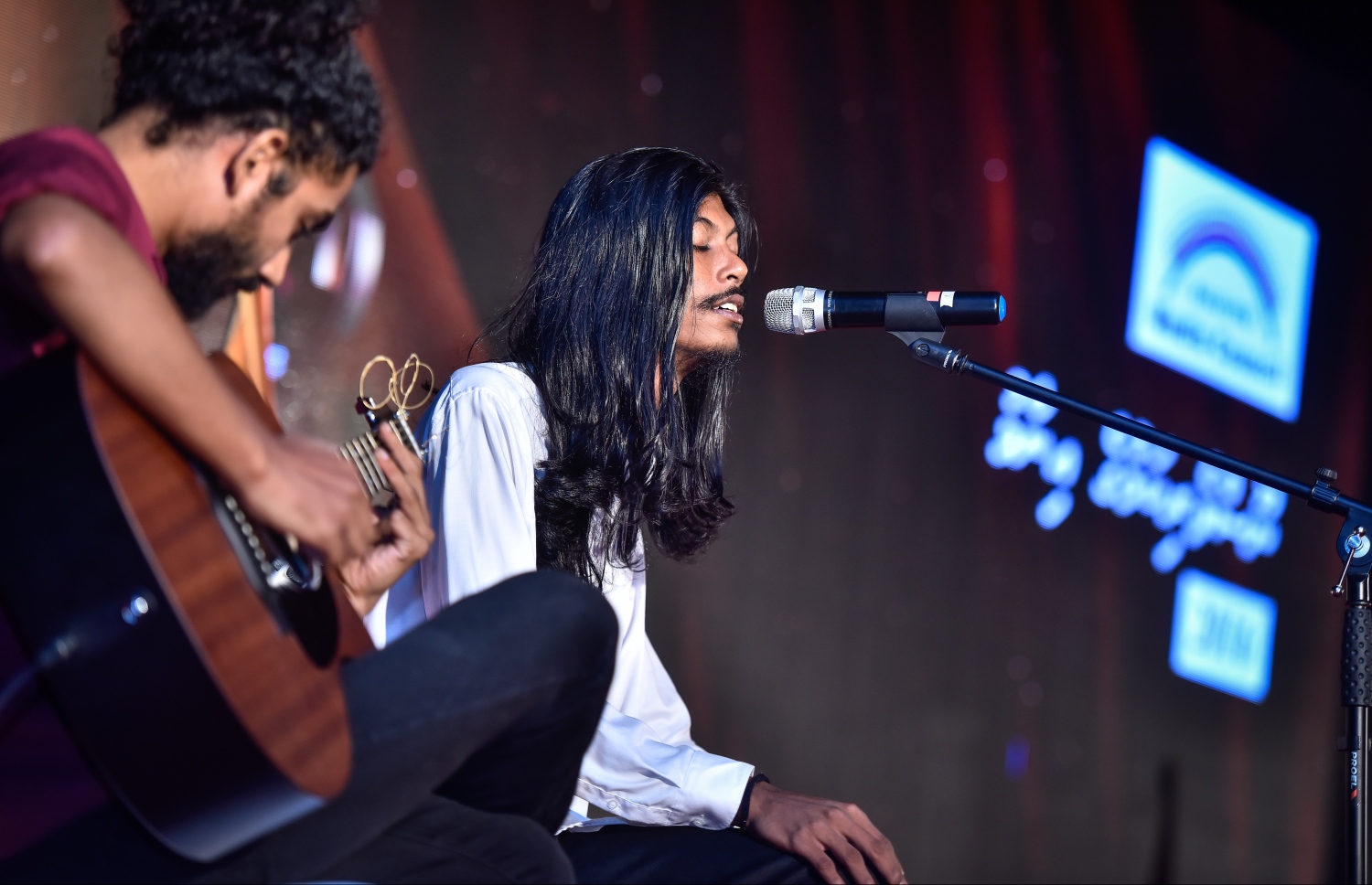 މާލެ: އޮކްޓޯބަރު 11، 2017: ނޫސްވެރިކަމުގެ އެވޯޑު ދިނުމުގެ ހަފުލާގައި ޝަލަބީ ލަވަކިޔަނީ.-- ފޮޓޯ: ނިޝާން އަލީ/ މިހާރު