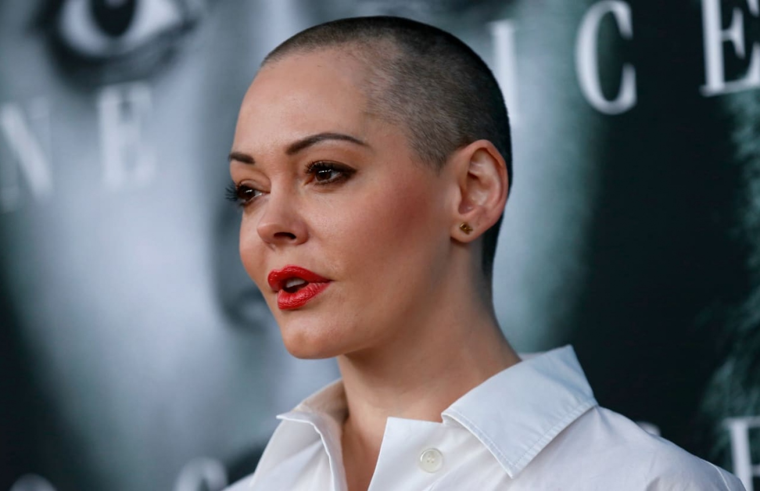 ރޯޒް މެކްގައުވެން: ވައިންސްޓީންގެ މައްސަލަގަނޑުގެ ތެރޭގައި އެންމެ އަޑުހަރުކޮށް ވަކާލާތުކުރަމުން ގެންދަނީ އޭނާ.