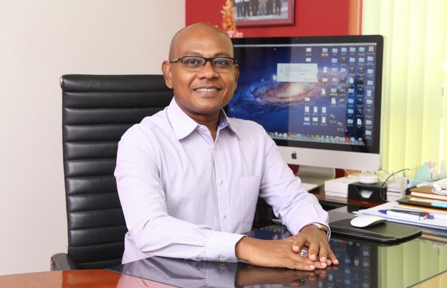 ޝީޝާގެ ޗެއާމަން އަހުމަދު ހަސަން މަނިކު