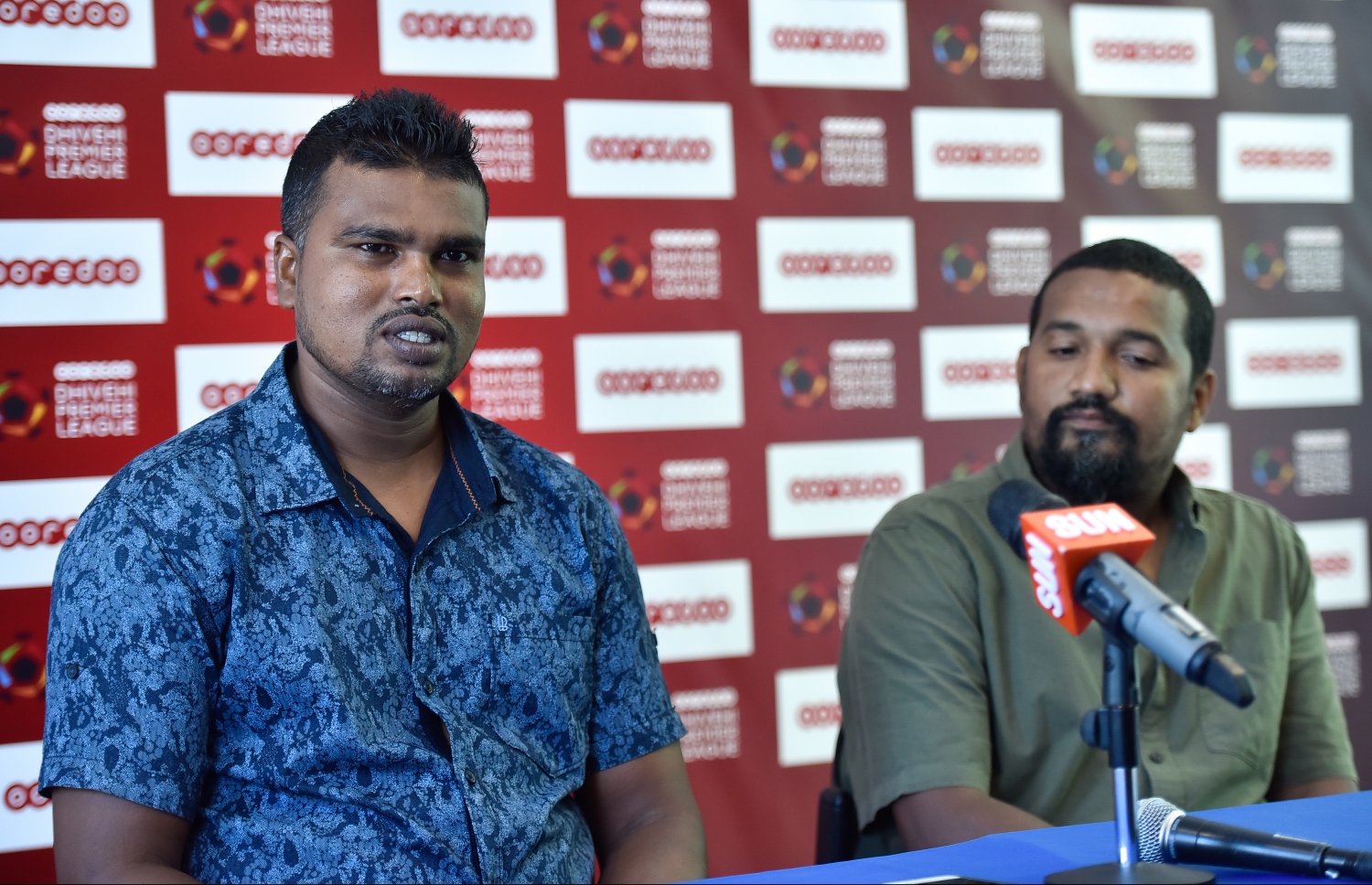 ނޫސްވެރިންގެ ބައްދަލުވުމުގެ ތެރެއިން ނާސިރު (ވ) އާއި ނިސްތާރު ވާހަކަ ދައްކަނީ.-- ފޮޓޯ: ނިޝާން އަލީ/ މިހާރު