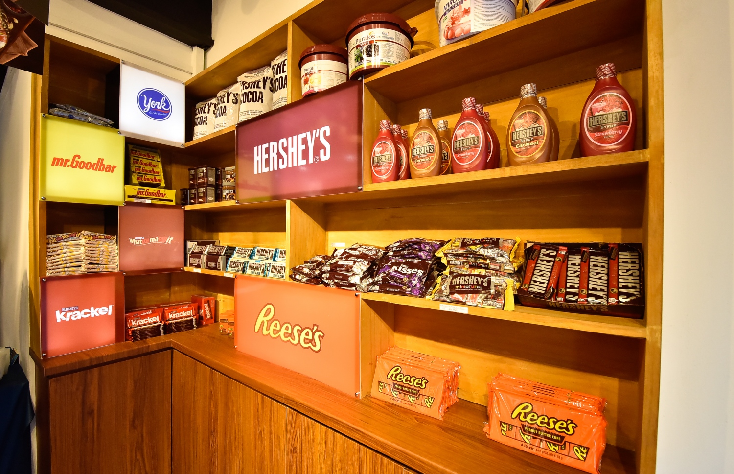 ހެޕީމާކެޓްގެ ފިހާއެއްގެ ހަރުގަނޑެއް.  އެކުންފުނިން ބުނީ ކާބޯތަކެތީގެ އަގު ހެޔޮކޮށް ހިފަހައްޓައި، ސަޕްލައިގެ ޔަގީންކަން ވެސް ދޭ ކަމަށް. ފައިލްފޮޓޯ/މިހާރު