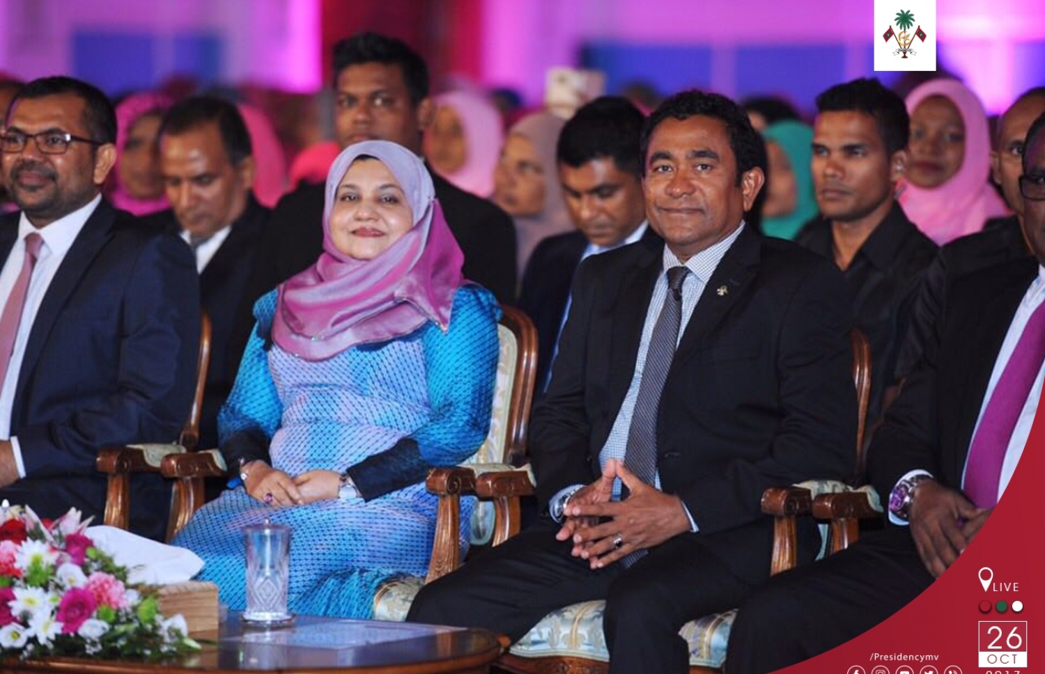 މިރޭގެ ޖަލްސާގައި ރައީސް ޔާމީންގެ ދެކަނބަލުން ބައިވެރިވެވަޑައިގަންނަވަނީ.