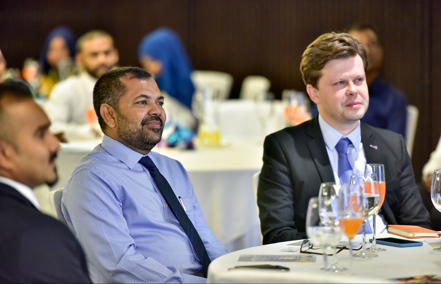 އައިލެންޑާސް އިން މިއަދު ބޭއްވި ހާއްސަ ރަސްމިއްޔާތުގައި ޓޫރިޒަމް މިނިސްޓަރު ބައިވެރިވެވަޑައިގަންނަވަނީ.-- ފޮޓޯ: މިހާރު/ނިޝާން އަލީ