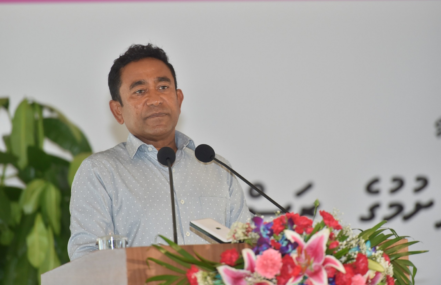 ދ. މާއެނބޫދޫ: ނޮވެމްބަރު 1، 2017- މާއެނބޫދޫގެ ނަރުދަމާގެ ޚިދުމަތް އިފުތިތާހު ކުރުމުގެ ރަސްމިއްޔާތުގައި ރައީސް ޔާމީން ވާހަކަފުޅު ދައްކަވަނީ.