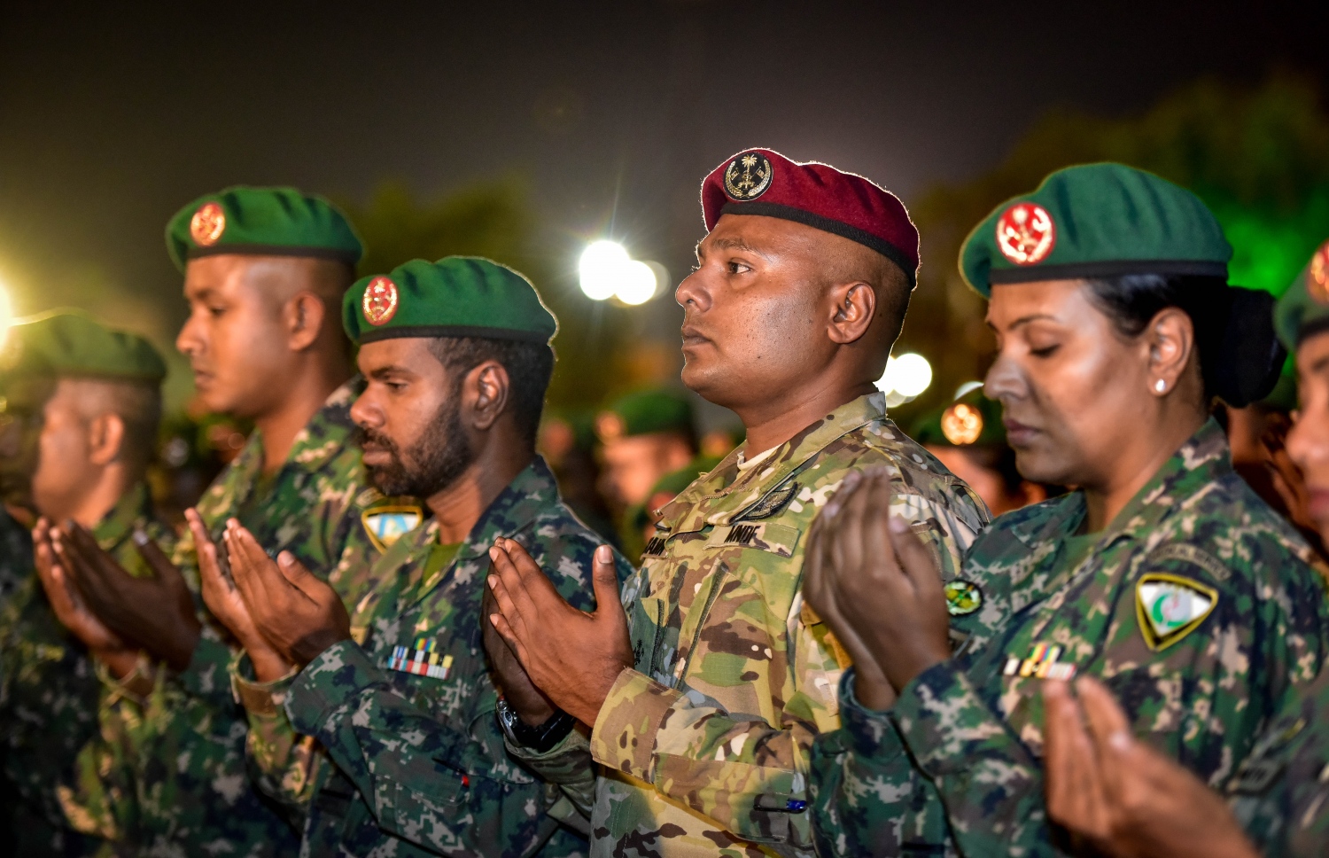 ނަސްރުގެ ދުވަހުގެ މުނާސަބަތުގައި ކަޅުތުއްކަލާ ކޮށީގައި ސިފައިން ބޭއްވި ހާާއްސަ ޖަލްސާގައި ސިފައިން ބައިވެރިވަނީ. -- ފޮޓޯ: ނިޝާން އަލީ/މިހާރު