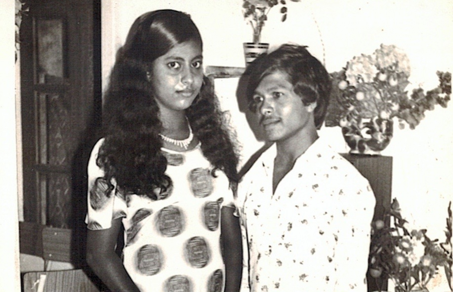 ވަހީދު ކައިވެނި ބައްލަވައިގެންނެވި ރޭ އޭނާގެ އަނބިކަބަލުންނާ އެކު ފޮޓޯއަކަށް ހުއްޓިވަޑައިގެން