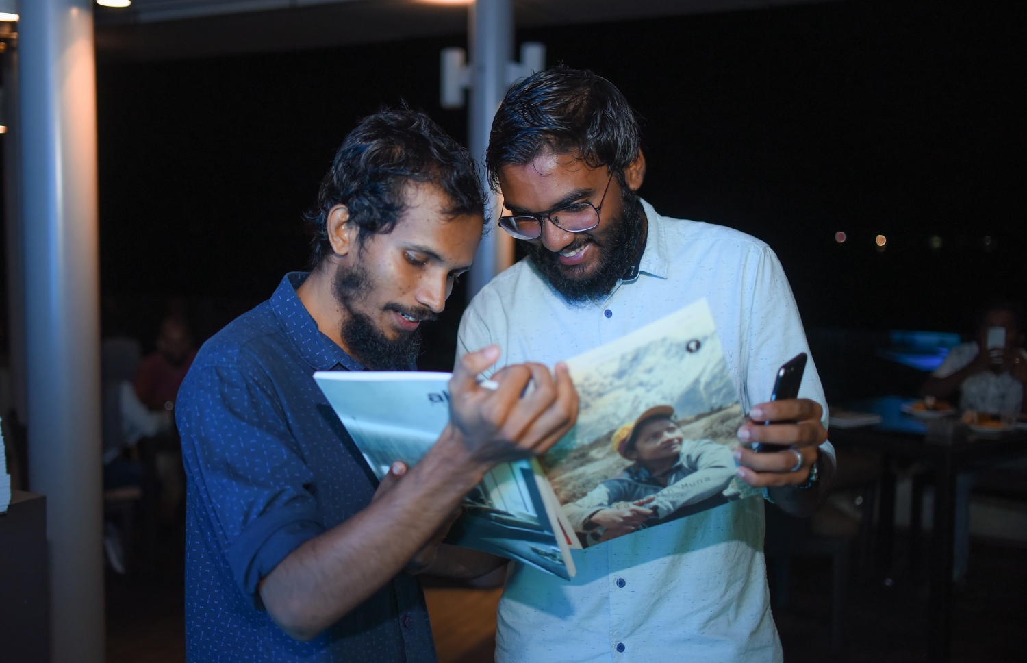 "ދޯ"ގެ ފަސް ވަނަ އަދަދު "ދަތުރު" ނެރުމަށް ސޯލްޓް ކެފޭގައި ބޭއްވި ހަފުލާގެ ތެރެއިން.--- ފޮޓޯ: ހުސައިން ވަހީދު/ މިހާރު