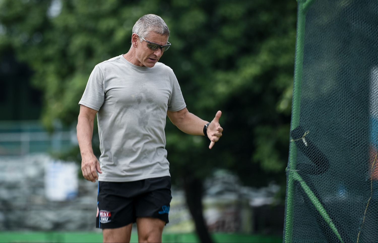 ހަސަންގެ ކޯޗު ޑީން. --ފޮޓޯ: ނިޝާން އަލީ/ މިހާރު