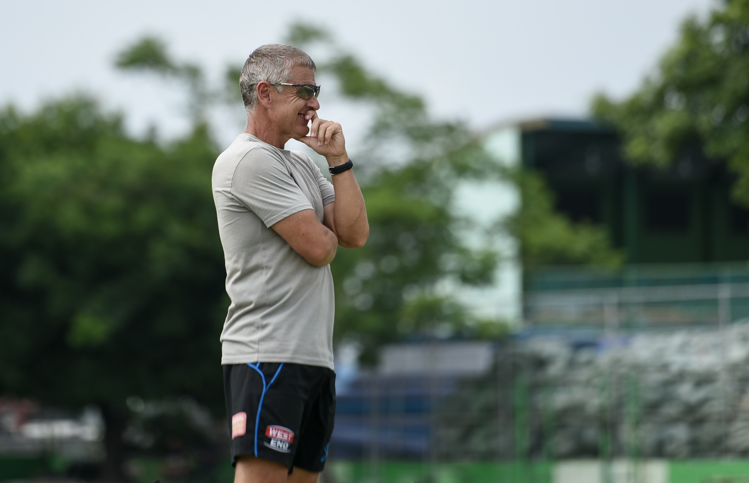 ހަސަންގެ ޕާސަނަލް ކޯޗު ޑީން. --ފޮޓޯ: ނިޝާން އަލީ/ މިހާރު