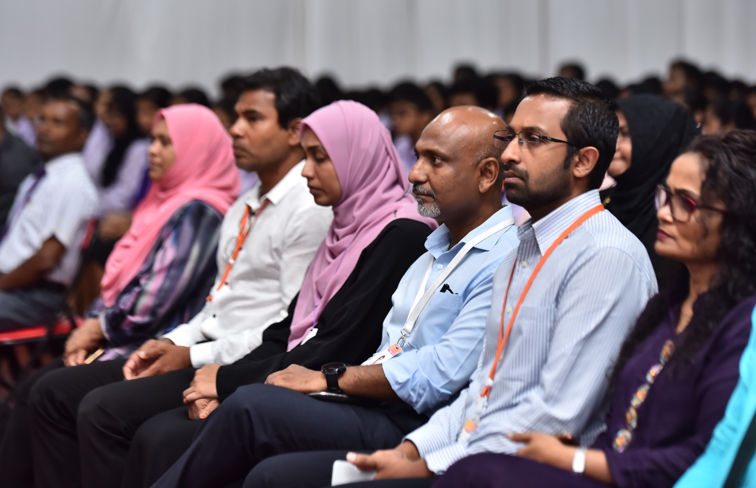 ދަރިވަރުންގެ ކިޔެވުމާ ގުޅުން ހުރި ތިން ކަމެއް ލޯންޗުކުރަން ޣިޔާސުއްދީން ސްކޫލުގައި މިއަދު ބޭއްވި ރަސްމިއްޔާތުގައި، ބައިވެރިވެވަޑައިގެންނެވި ބައެއް ބޭފުޅުން.-- ފޮޓޯ: ހުސެއިން ވަހީދު/ މިހާރު