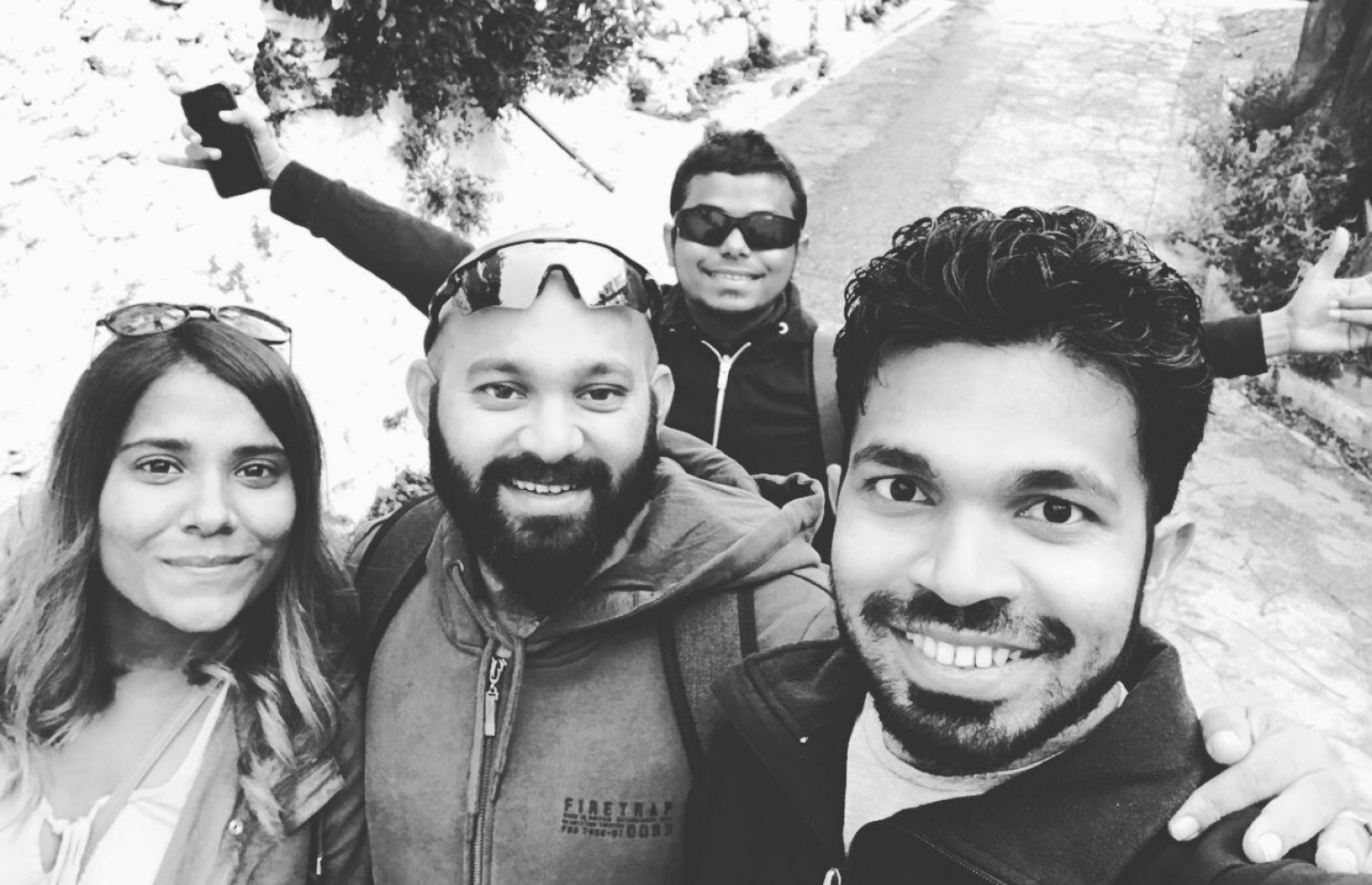 ކައި (ވ) އައި ރަނާސްގެ ކޯޗު ޝުޖާއު (ކ) އަދި އެހެން ބައިވެރިން.