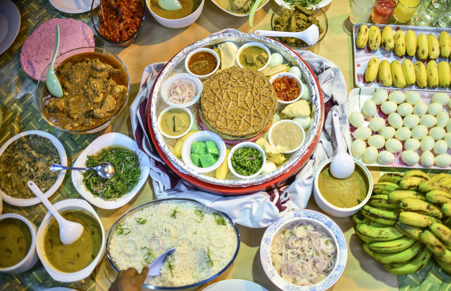 މާލެ: ނޮވެމްބަރު 19، 2017- މި އަހަރުގެ ގައުމީ ދުވަސް ފާހަގަކުރުމަށް ސީއެޗްއެސްއީގައި ބޭއްވި ޖާފަތް: ސްކޫލްތަކުގައި ވަކިވަކިން ބޭއްވި ސަގާފީ ހަރަކާތްތަކަށް ބޮޑު ތަރުހީބެއް ލިބުނު.---ފޮޓޯ: ހުސެއިން ވަހީދު/މިހާރު