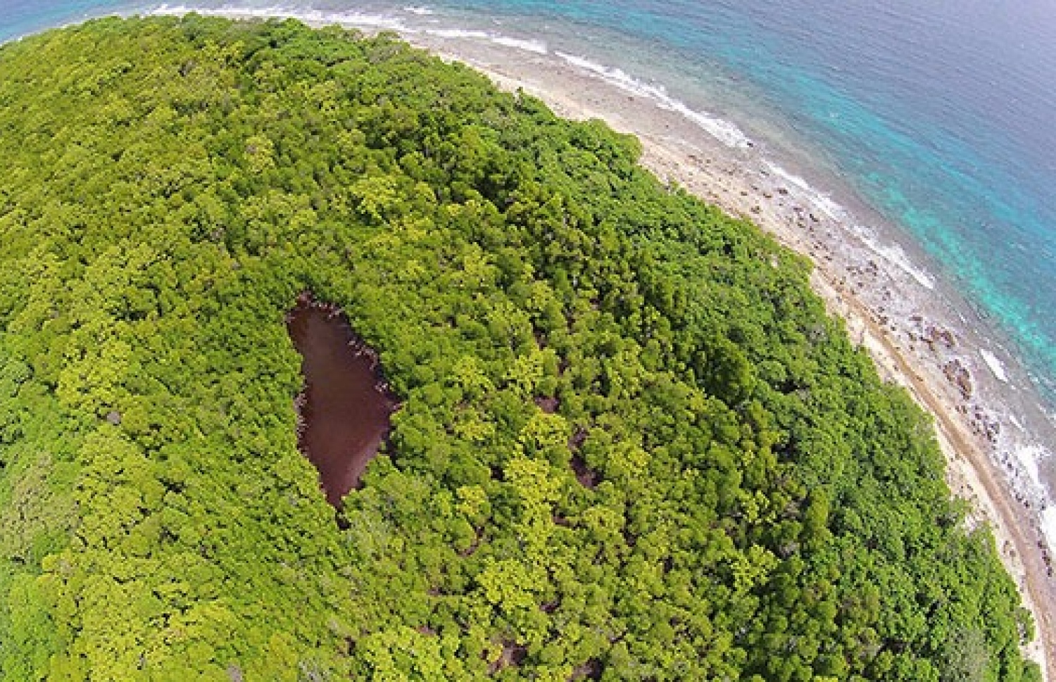 ހދ.ގެ ފަޅުރަށެއް ކަމަށްވާ ކޭލަކުނު: މި ރަށުގެ ގުދުރަތީ ރީތިކަން ވަރަށް ބޮޑު --ފޮޓޯ/ބްލޫޕީސް މޯލްޑިވްސްރަތ