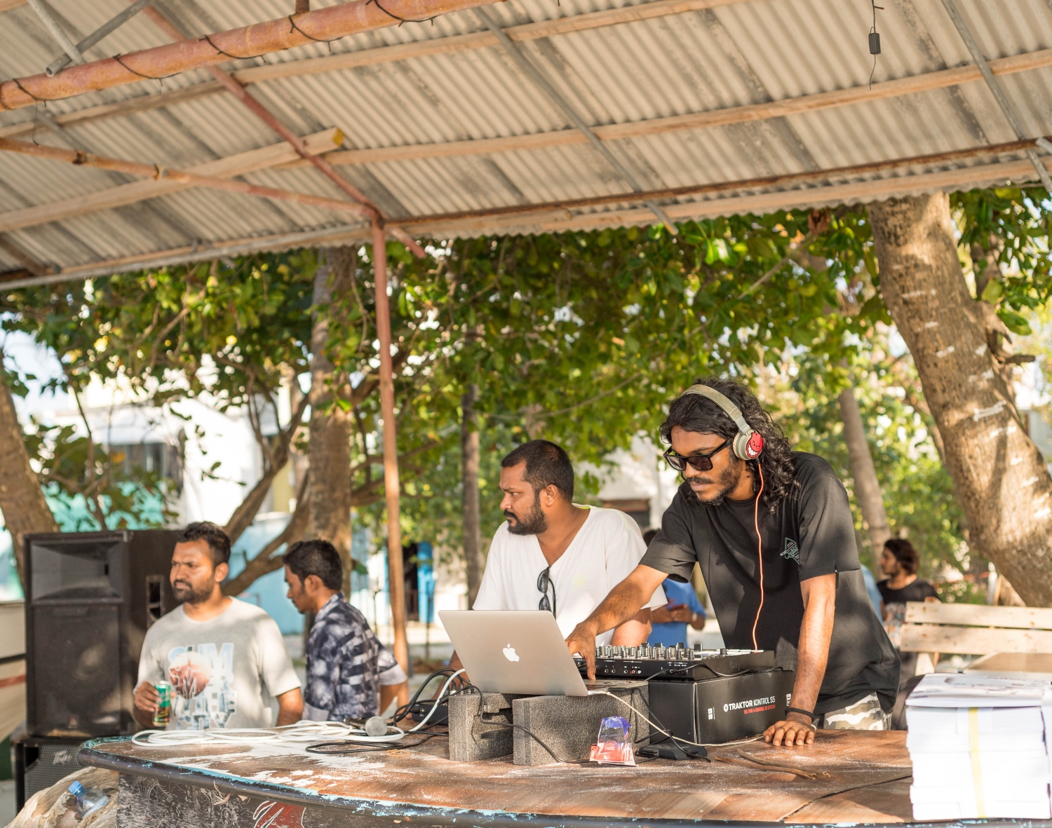 "ދޯ"ގެ ހަ ވަނަ އަދަދު ނެރުމަށް ވިލިމާލޭގައި ބޭއްވި އިވެންޓްގެ ތެރެއިން. -- ފޮޓޯ: މަސްރަހް