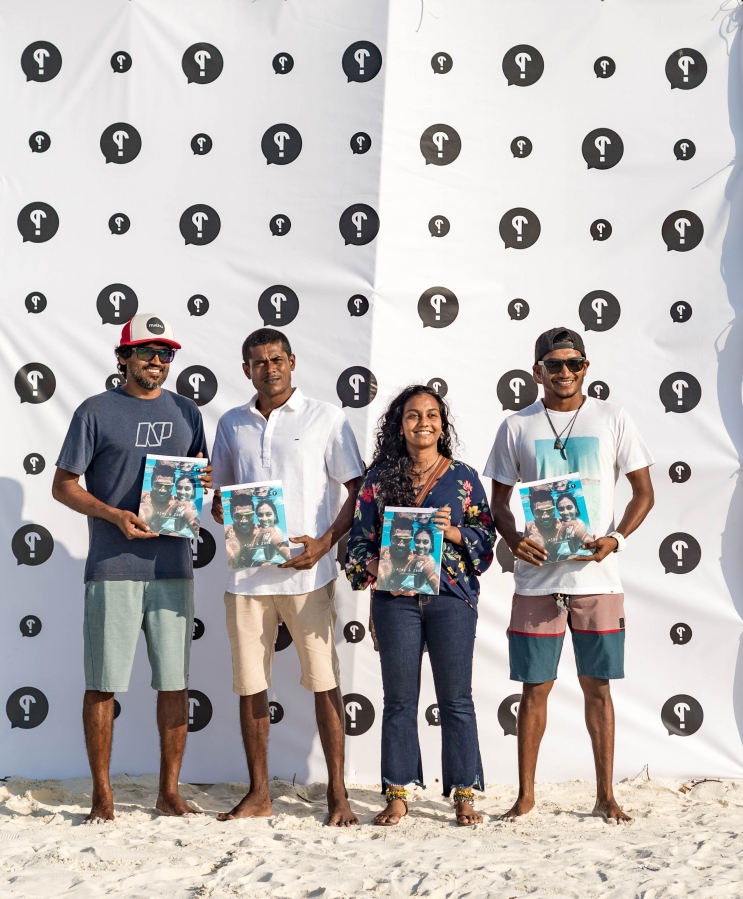 ދޯ މެގަޒިންގެ ހަ ވަނަ އަދަދު ނެރުމަށް ވިލިމާލޭ ބީޗުގައި އިއްޔެ ބޭއްވި ހަފުލާގެ ތެރެއިން: މިފަހަރުގެ އަދަދުގެ ތީމަކީ މޫދު. --ފޮޓޯ: މަސްރަހް