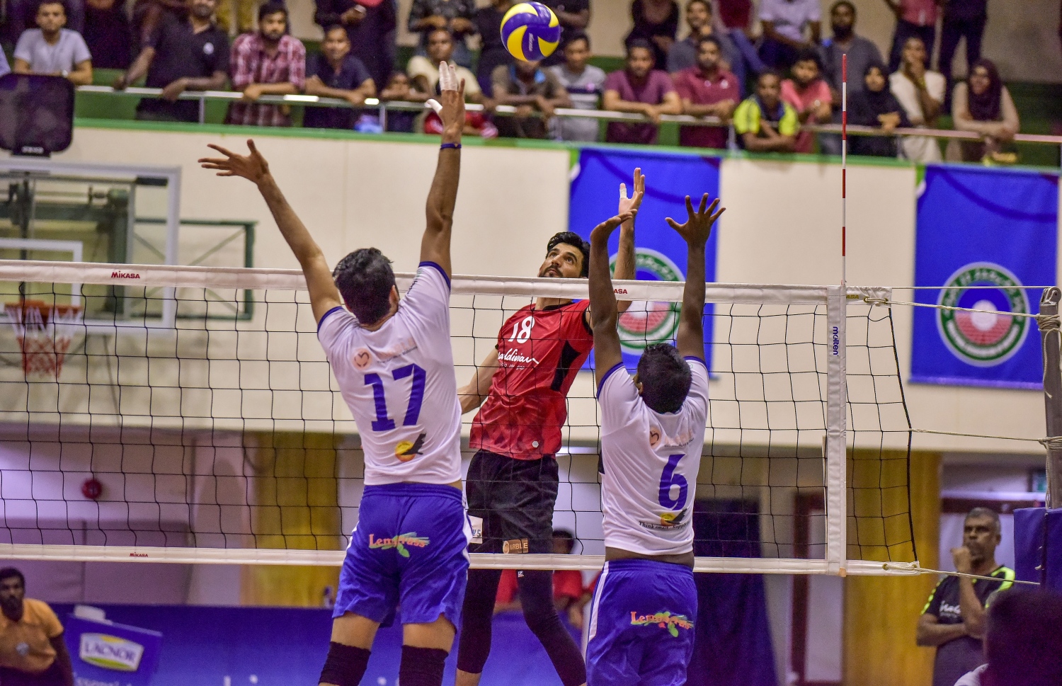 ގައުމީ ވޮލީ ލީގުގެ ޗެމްޕިއަންކަން މޯލްޑިވިއަން ހޯދުން